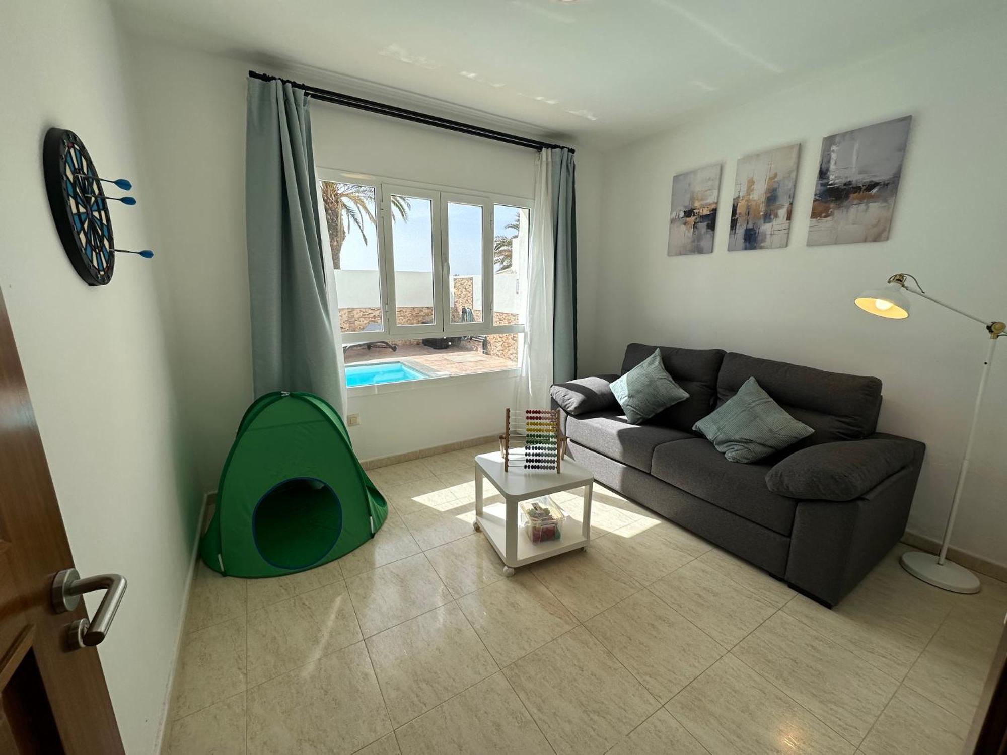 Crotos Costa Teguise