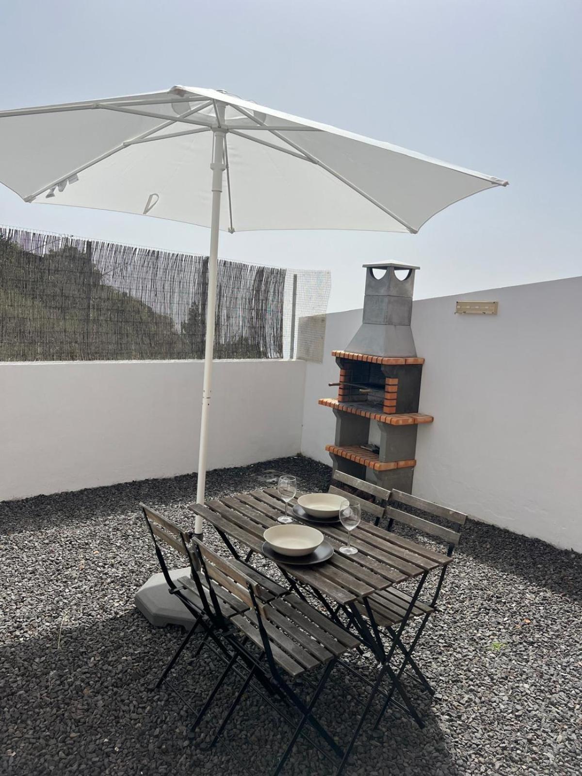 Casa La Asomada El Hierro *