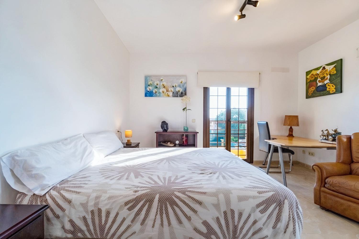 Margarita Villa *
