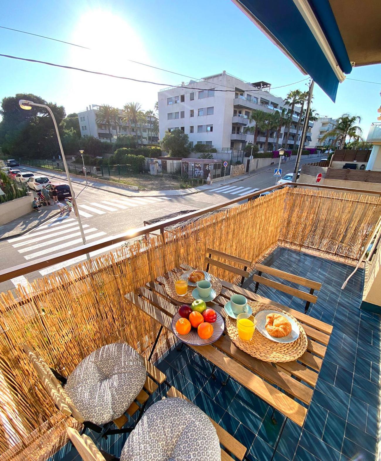 Flat With Terrace * Sant Salvador
