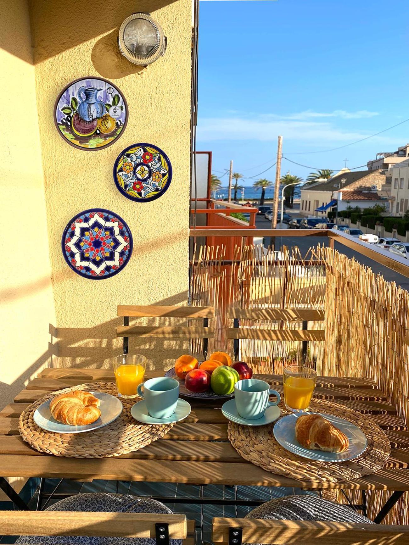 Flat With Terrace * Sant Salvador
