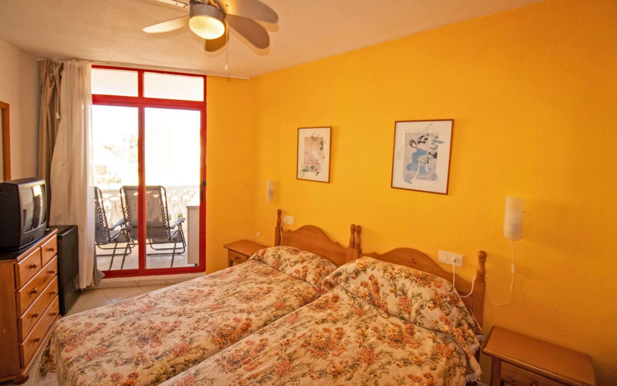 Apartamento Primera Linea Playa Romana - Habitat B 12