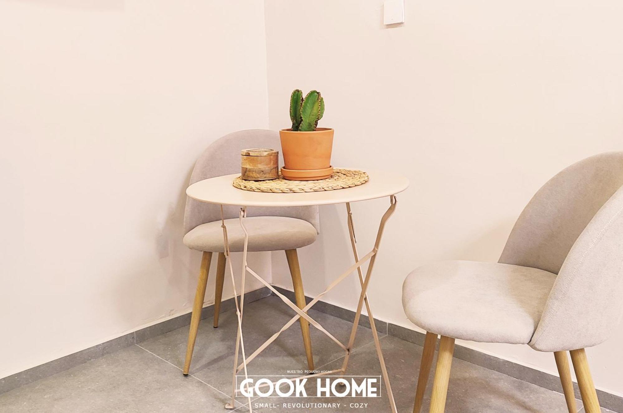 Apartment Gook Center *