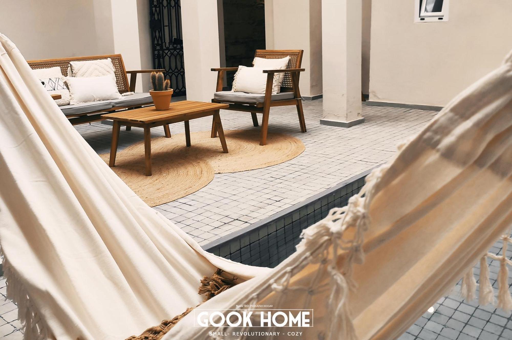 Gook Center Apartment *