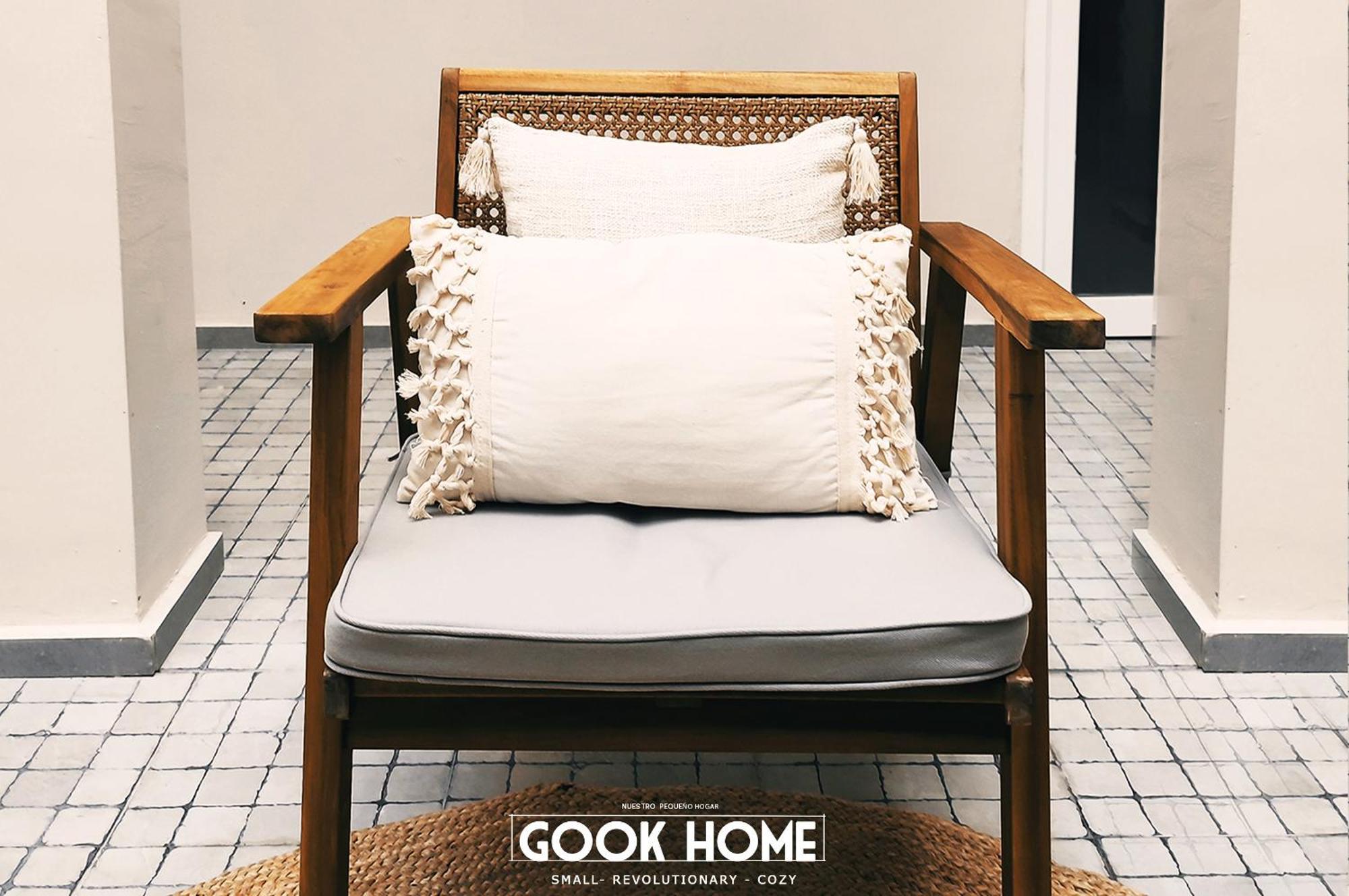 Apartment Gook Center
