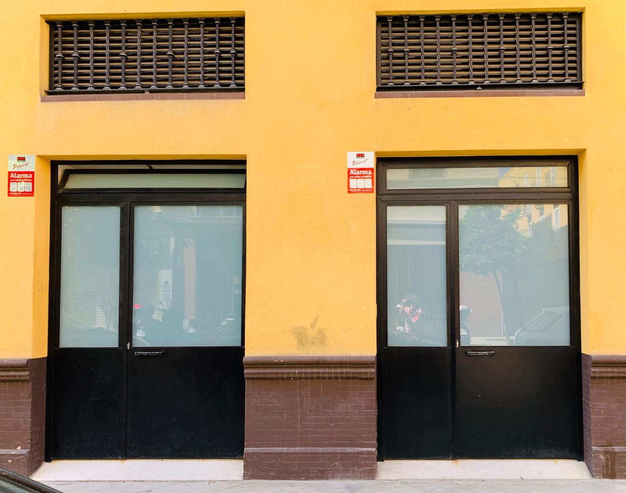 Un Espacio Diferente En Triana. *