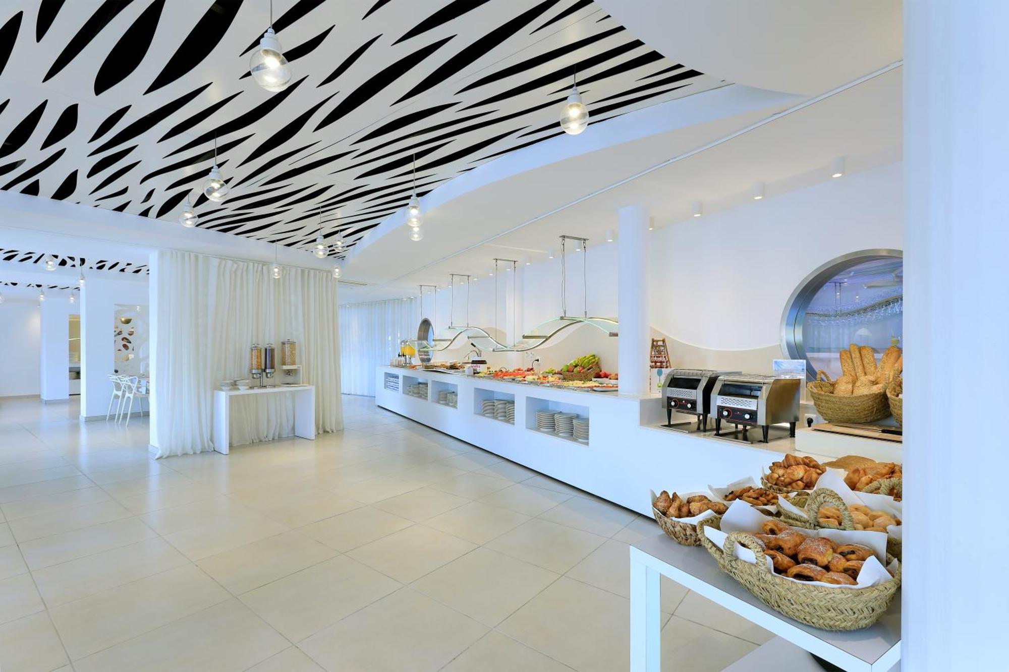 Blanco Formentera Hotel 4*