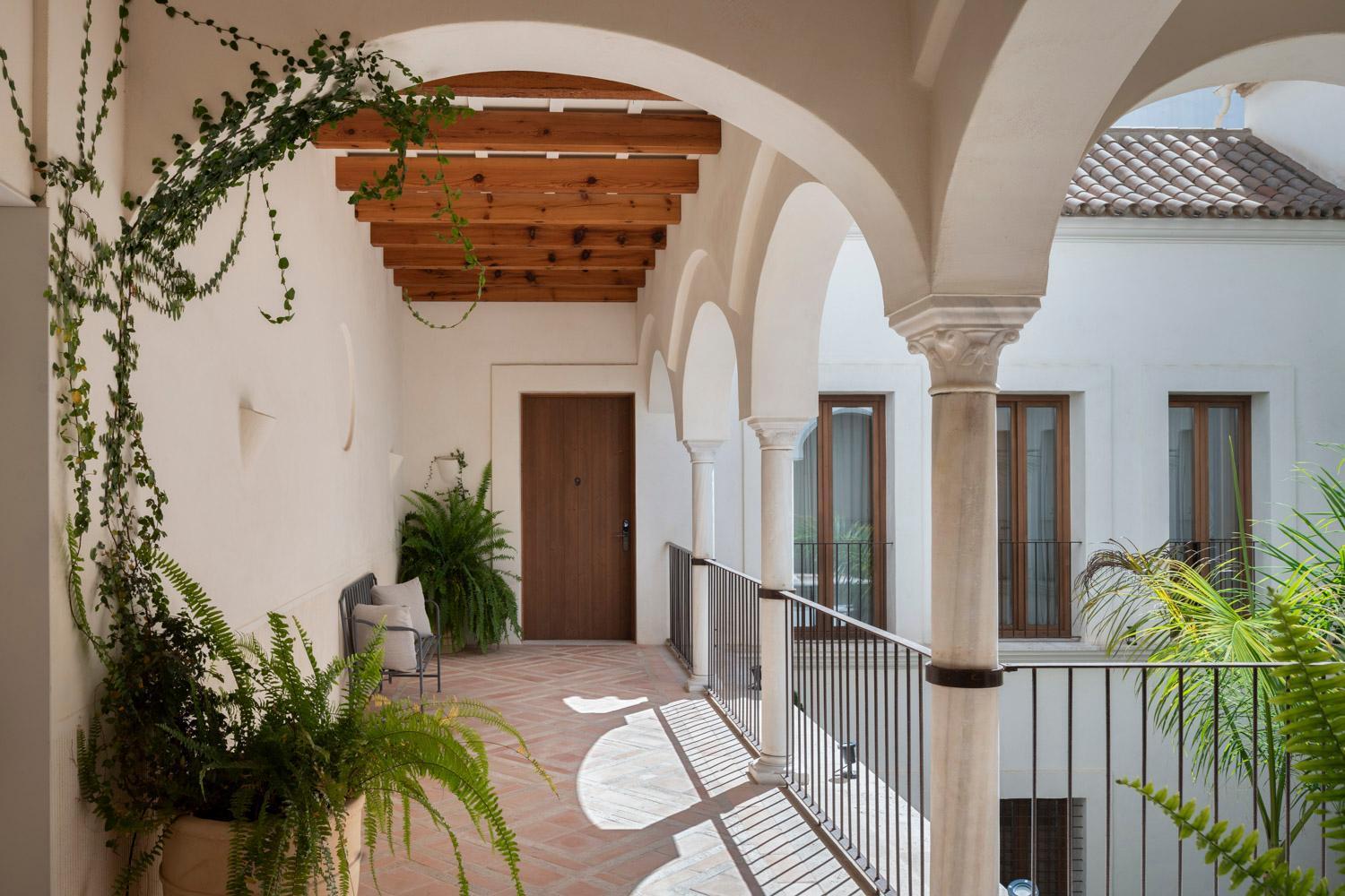 Apartahotel Casa Del Rey Sabio