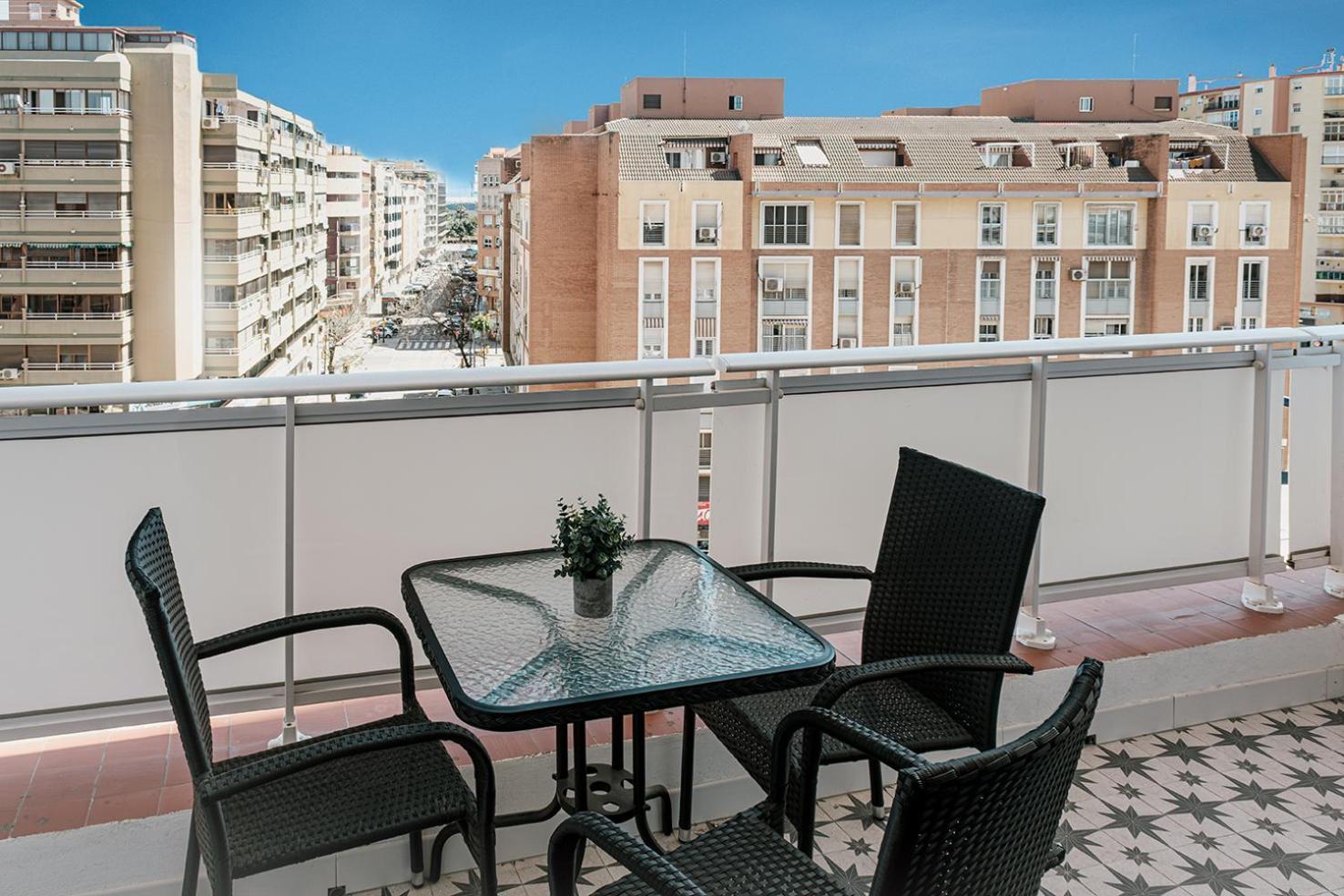 - Steps From The & Historic Center * Malaga