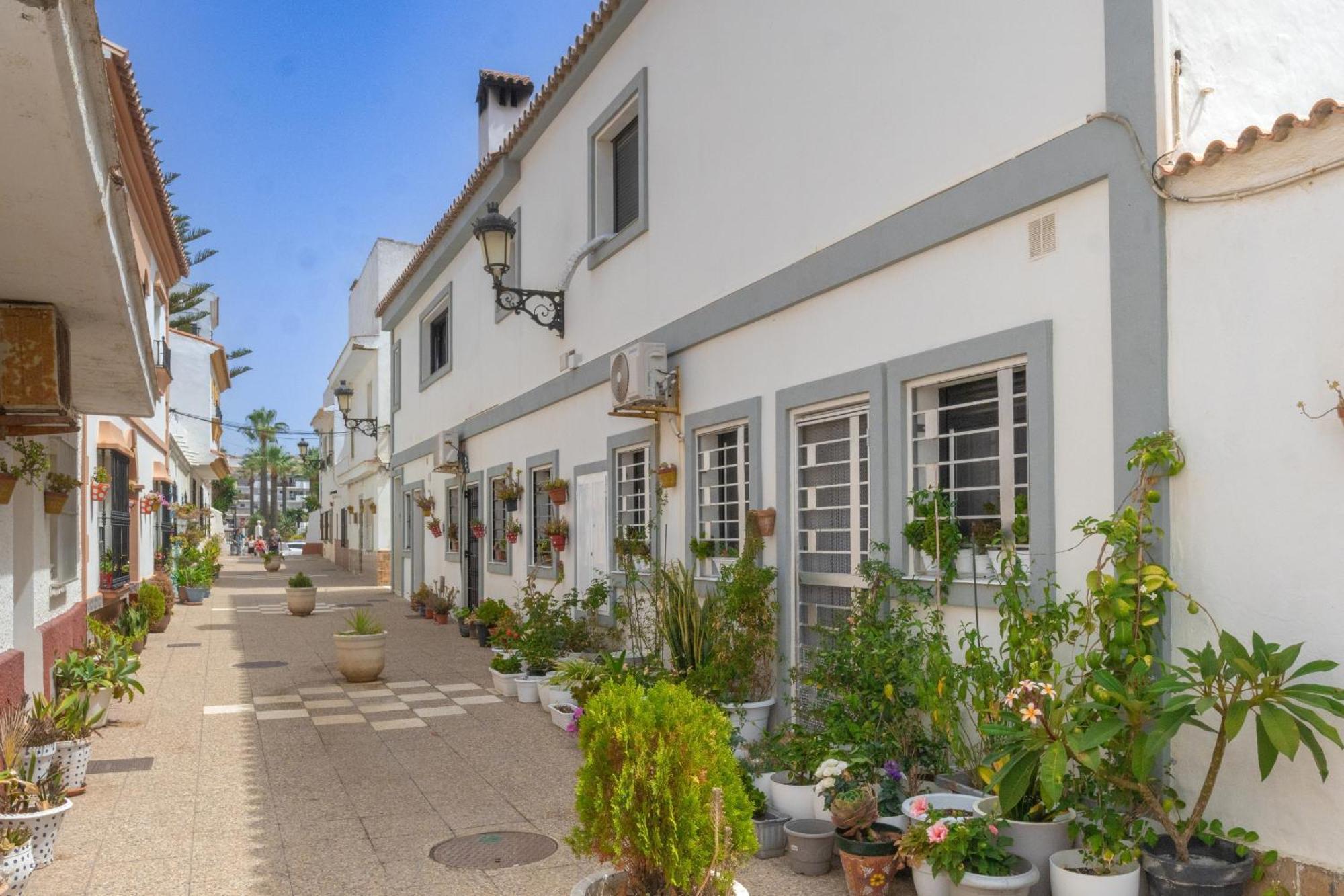 30 Beachhouse 15m Sea Duquesa Andalucia Apartment *
