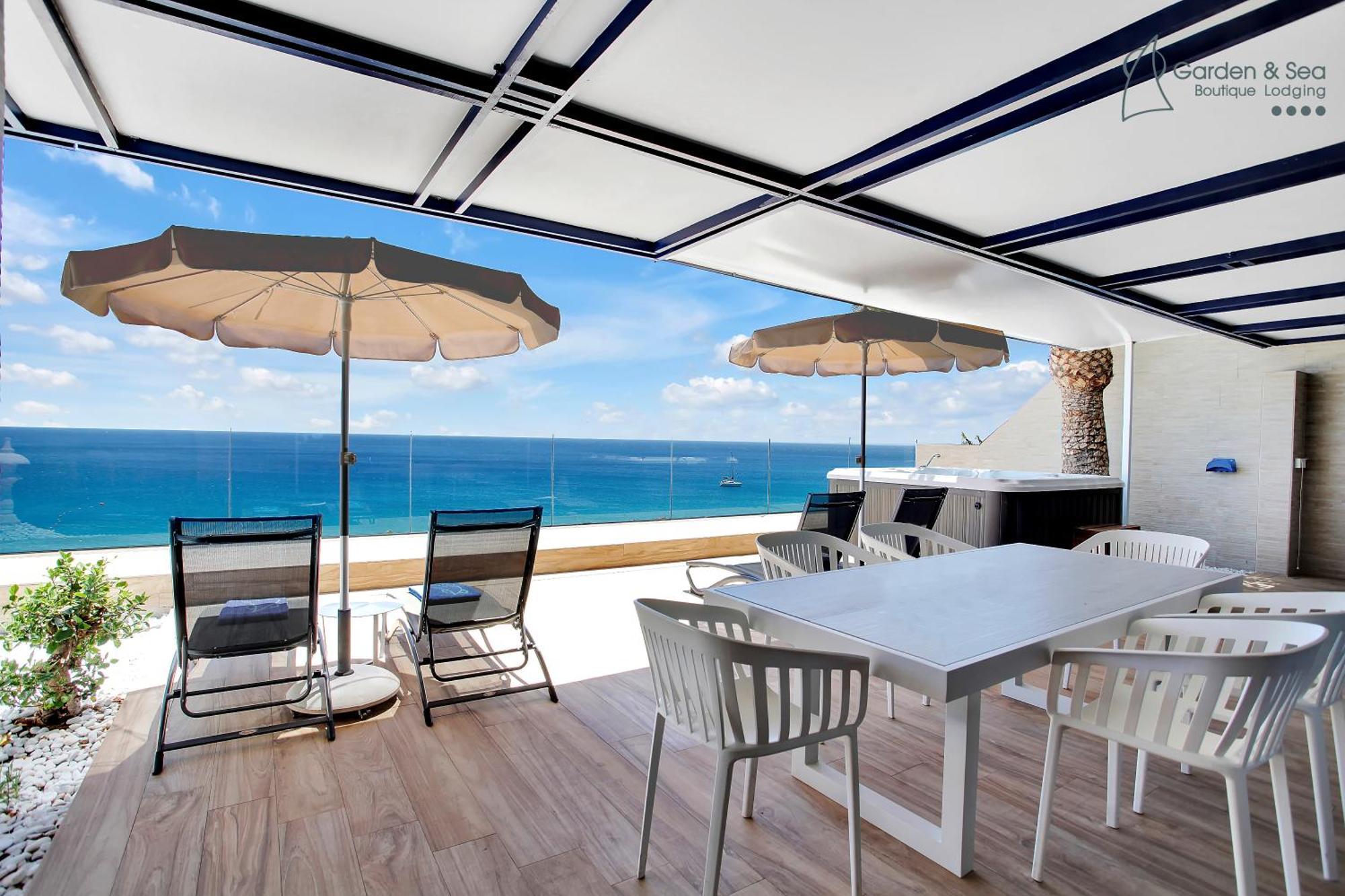 Garden & Sea Boutique By Livvo *