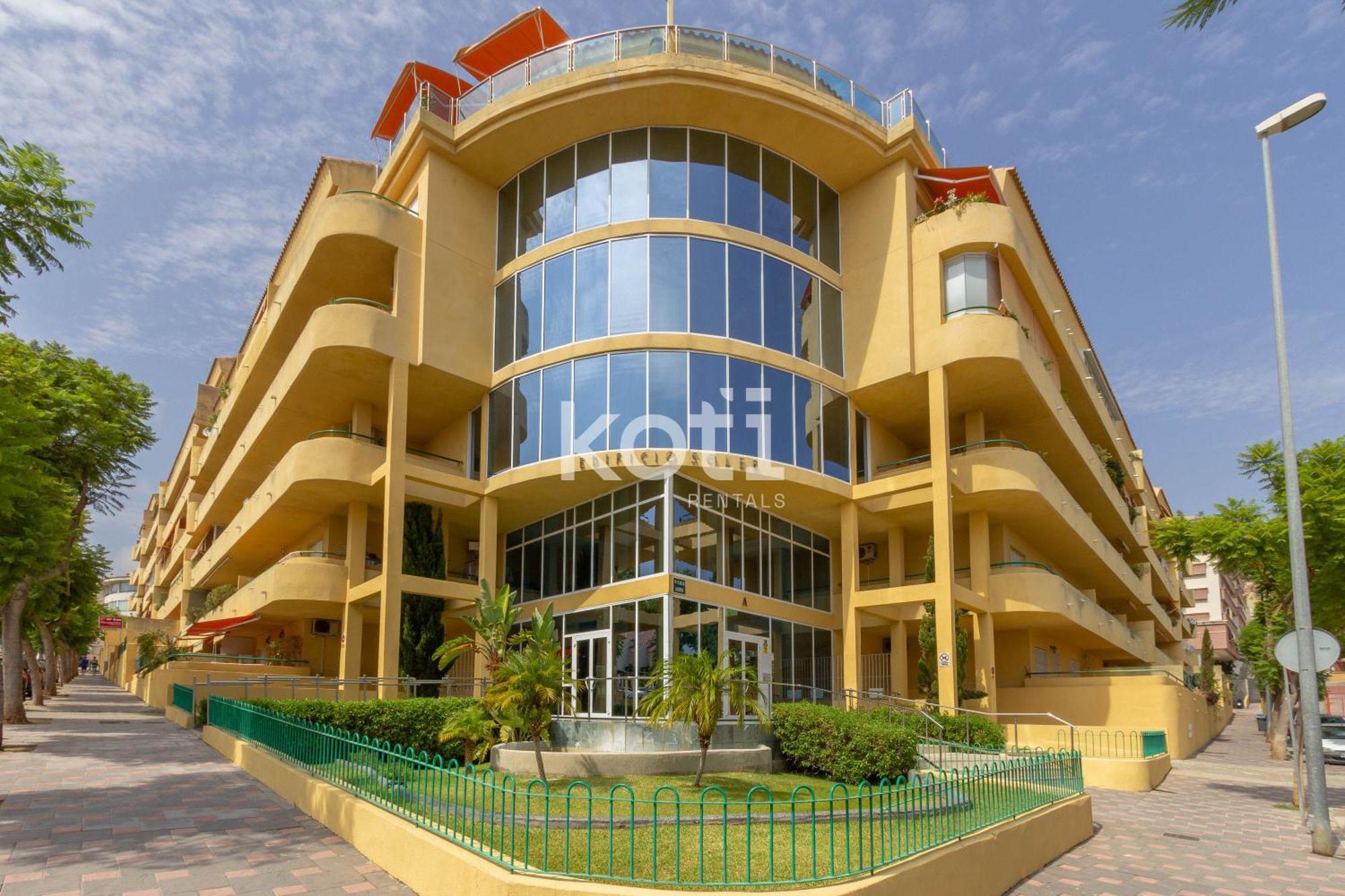 Bright&modern In Pacos Koti *