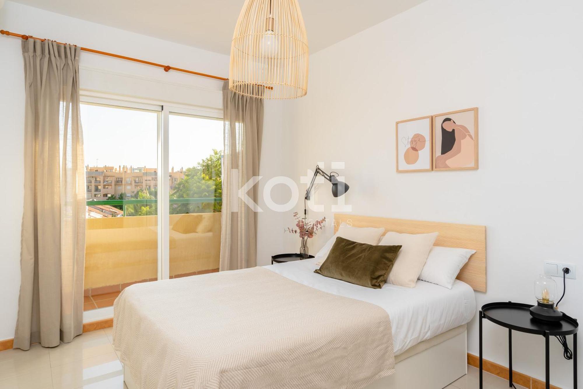 Bright&modern In Pacos Koti