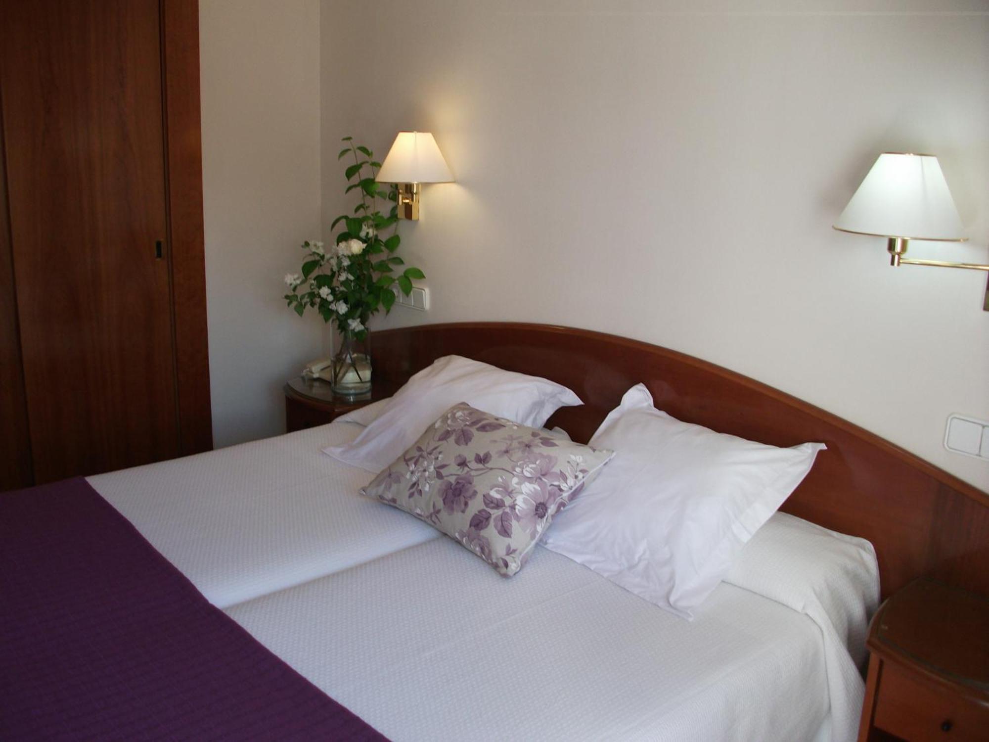 Hotel Avenida 2*