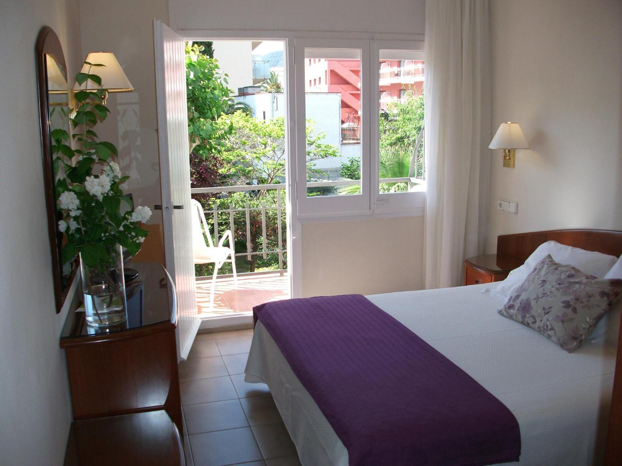 Avenida Hotel Tossa de Mar