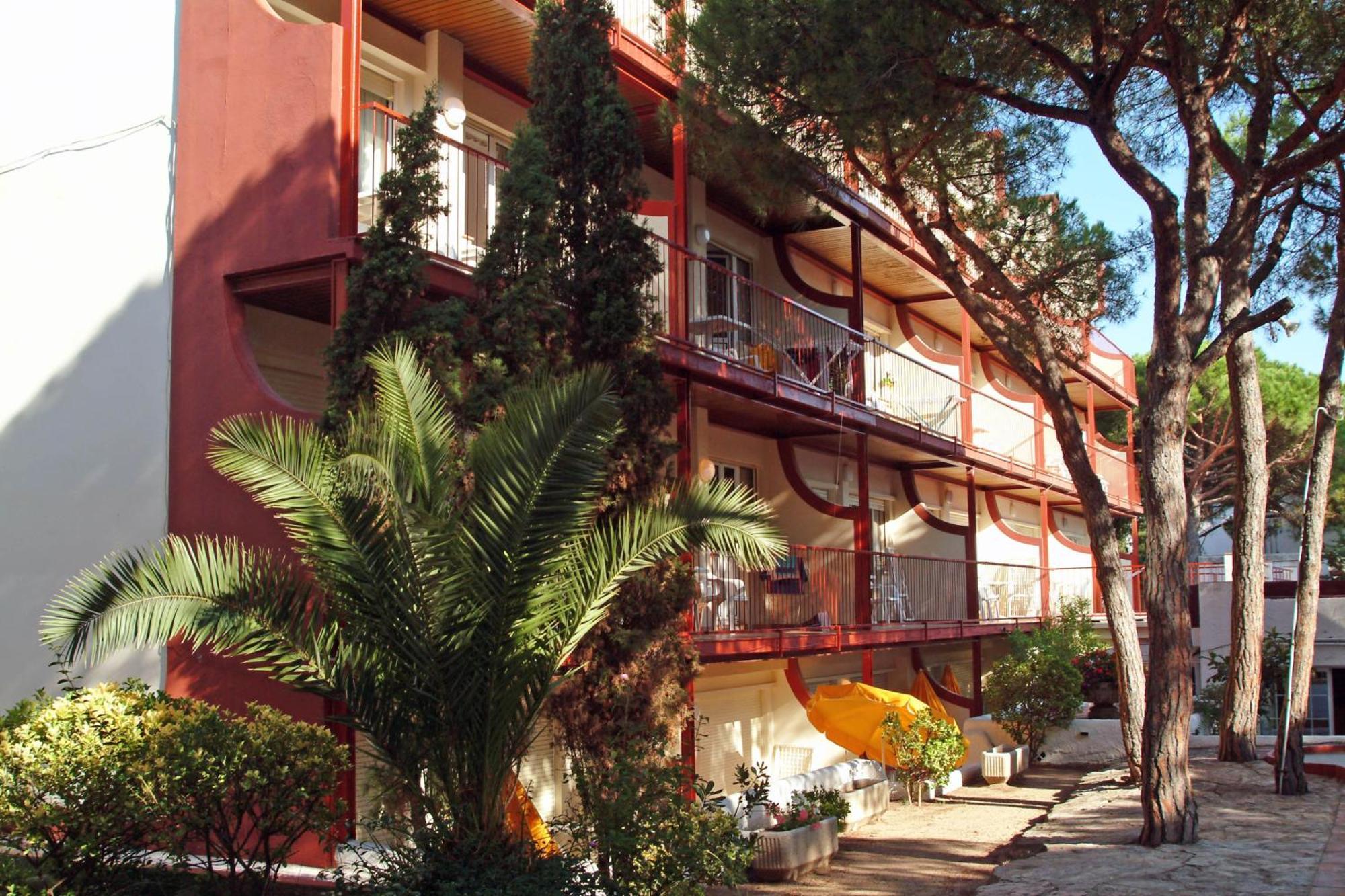Apartahotel Goetten Platja d'Aro (Playa de Aro)