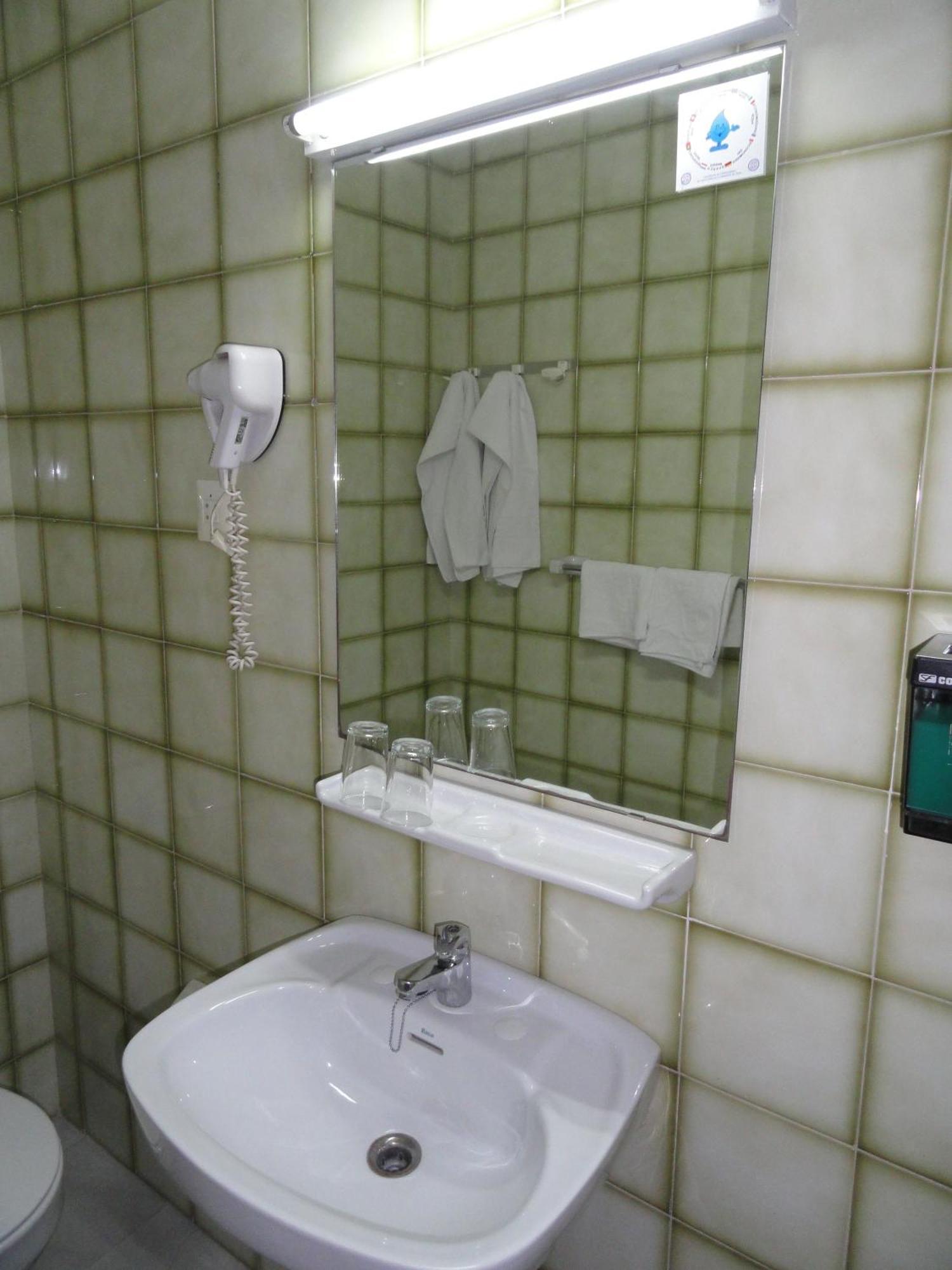 Hotel El Coloso 2*
