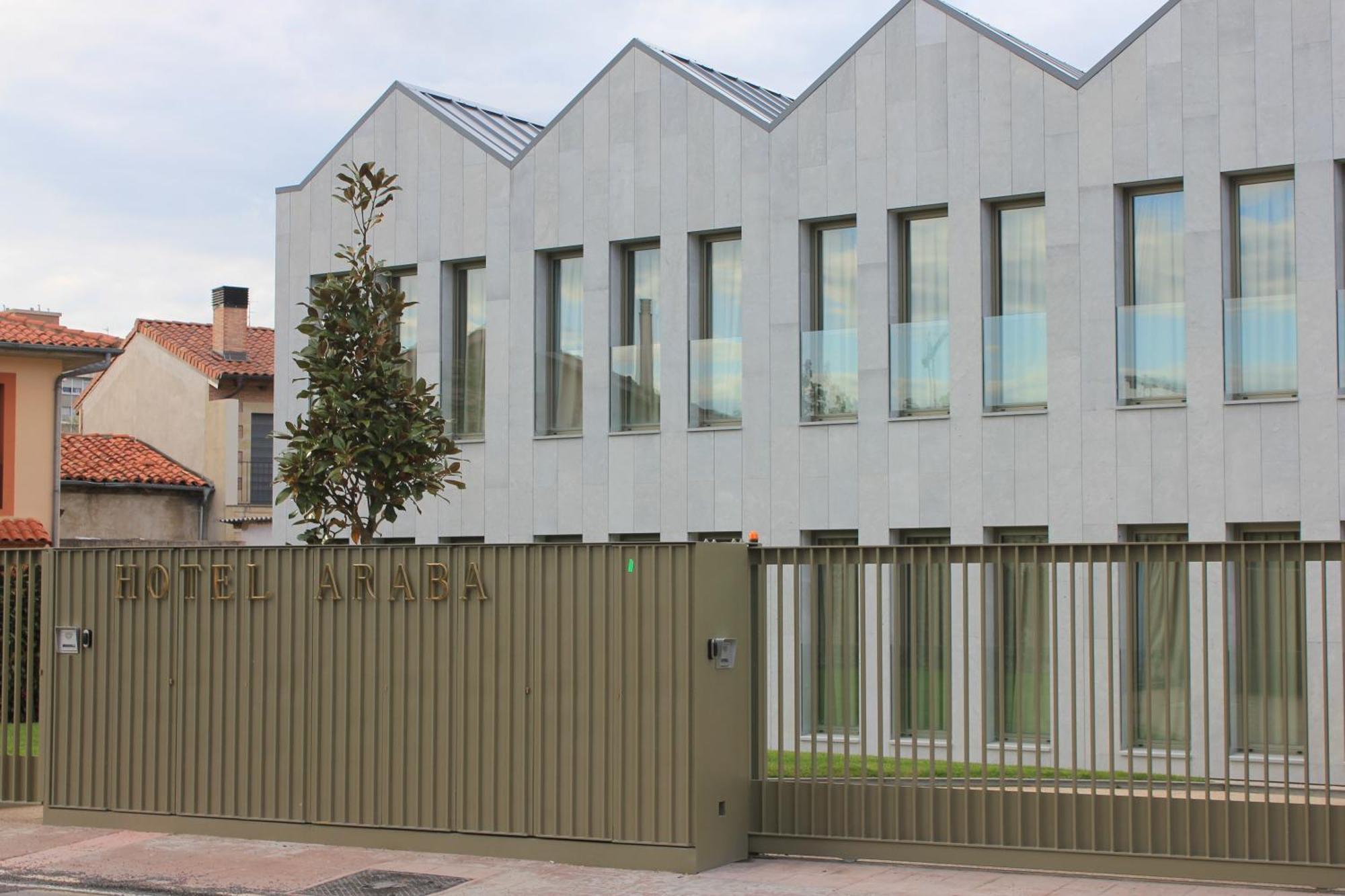 Hotel Araba 3*