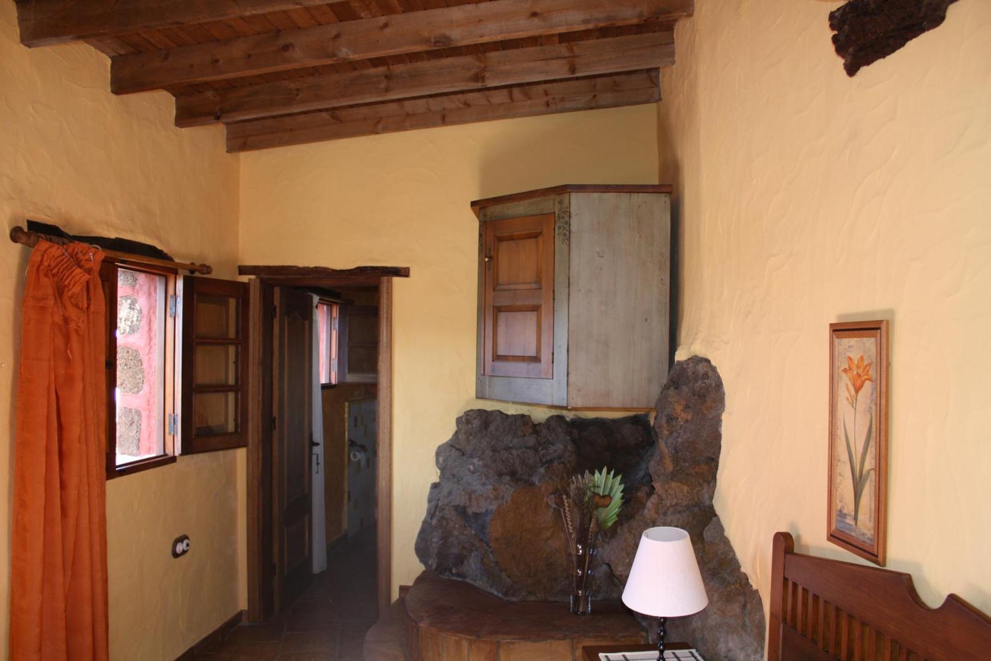 Poblado Jirdana I La Torre (El Hierro)