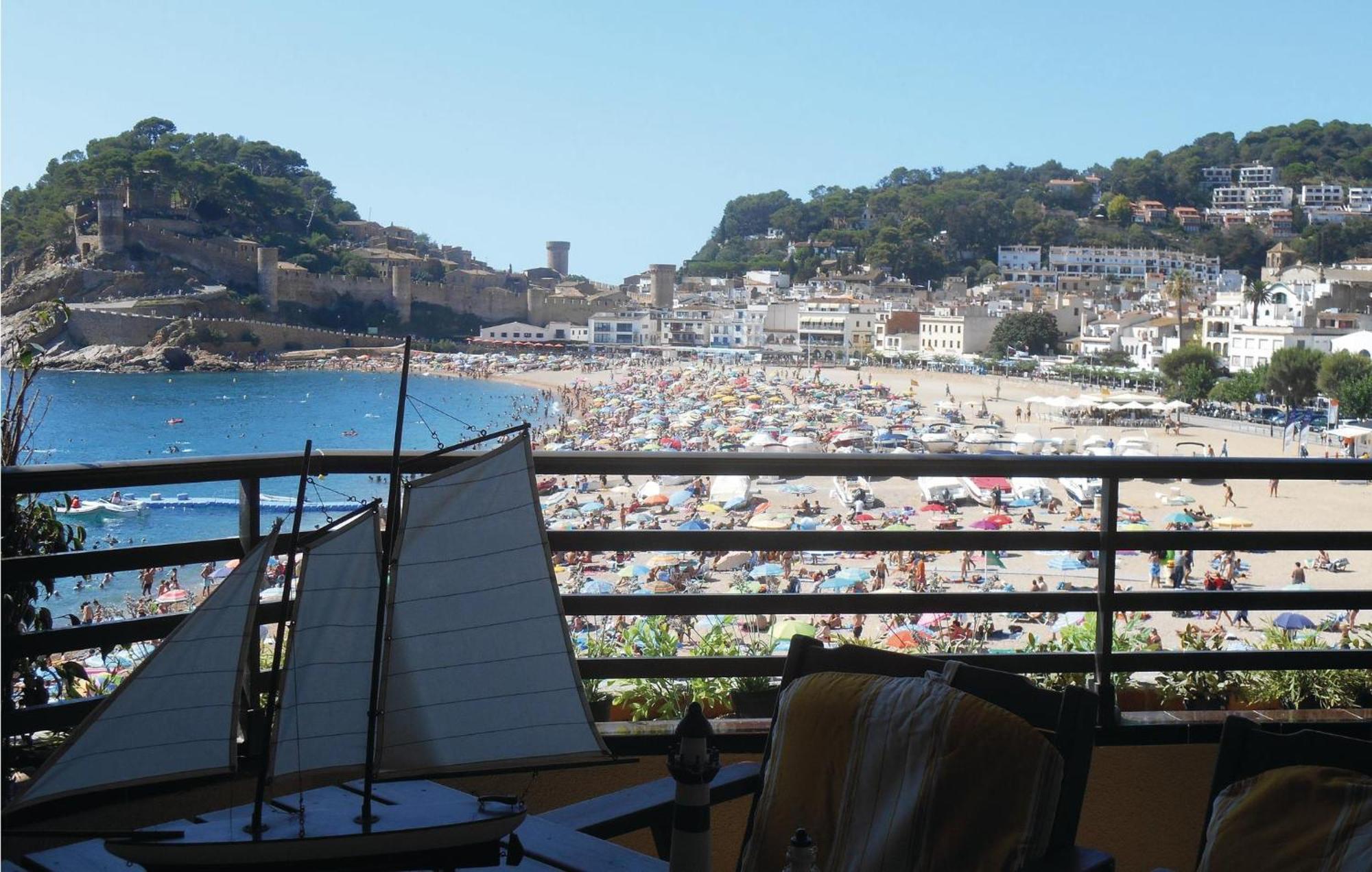 Apartamento 3 Bedroom Gorgeous In Tossa de Mar