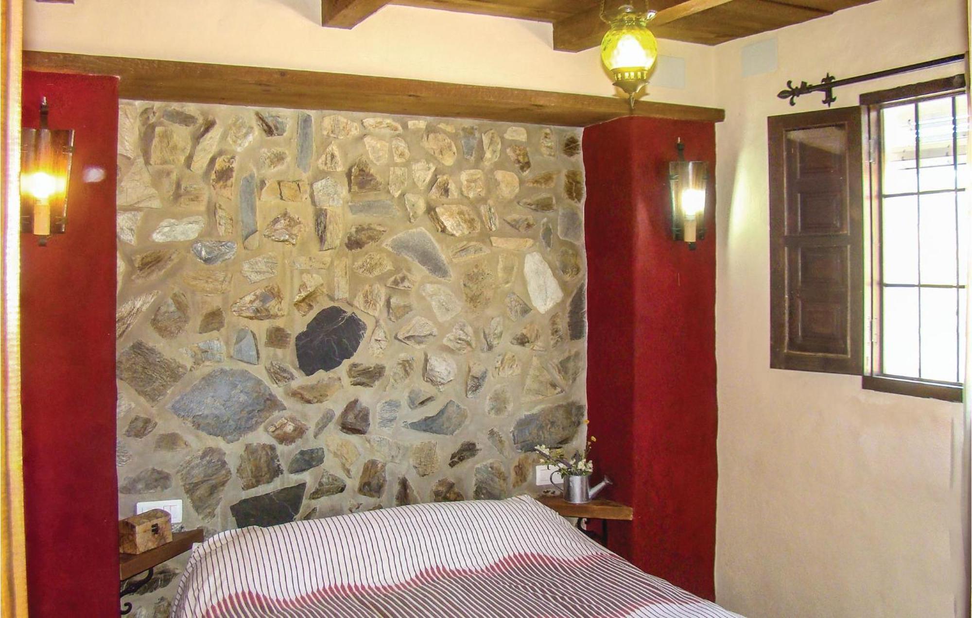 Сasa de vacaciones Cozy In El With Kitchen Borge