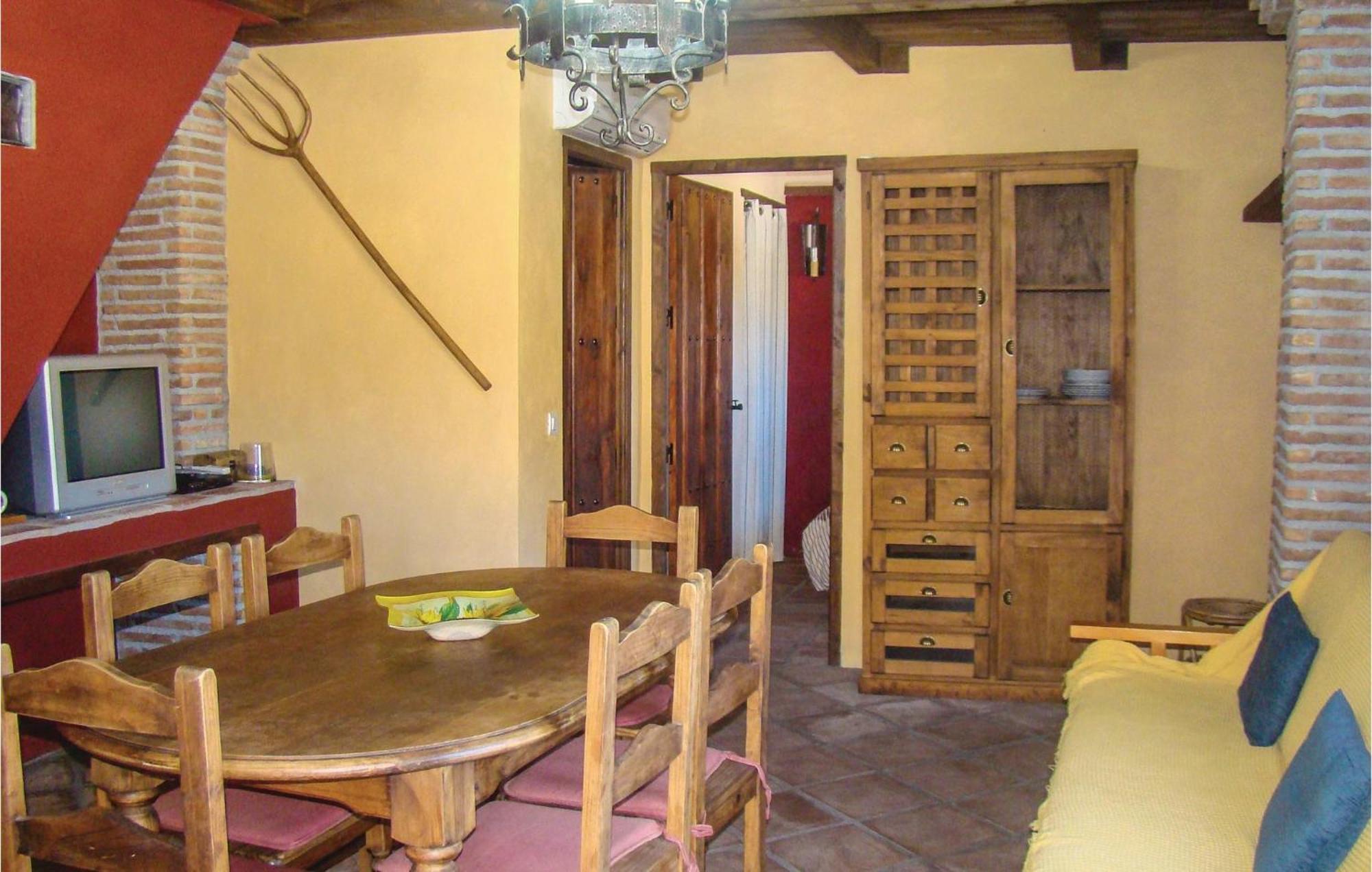 Сasa de vacaciones Cozy In El With Kitchen