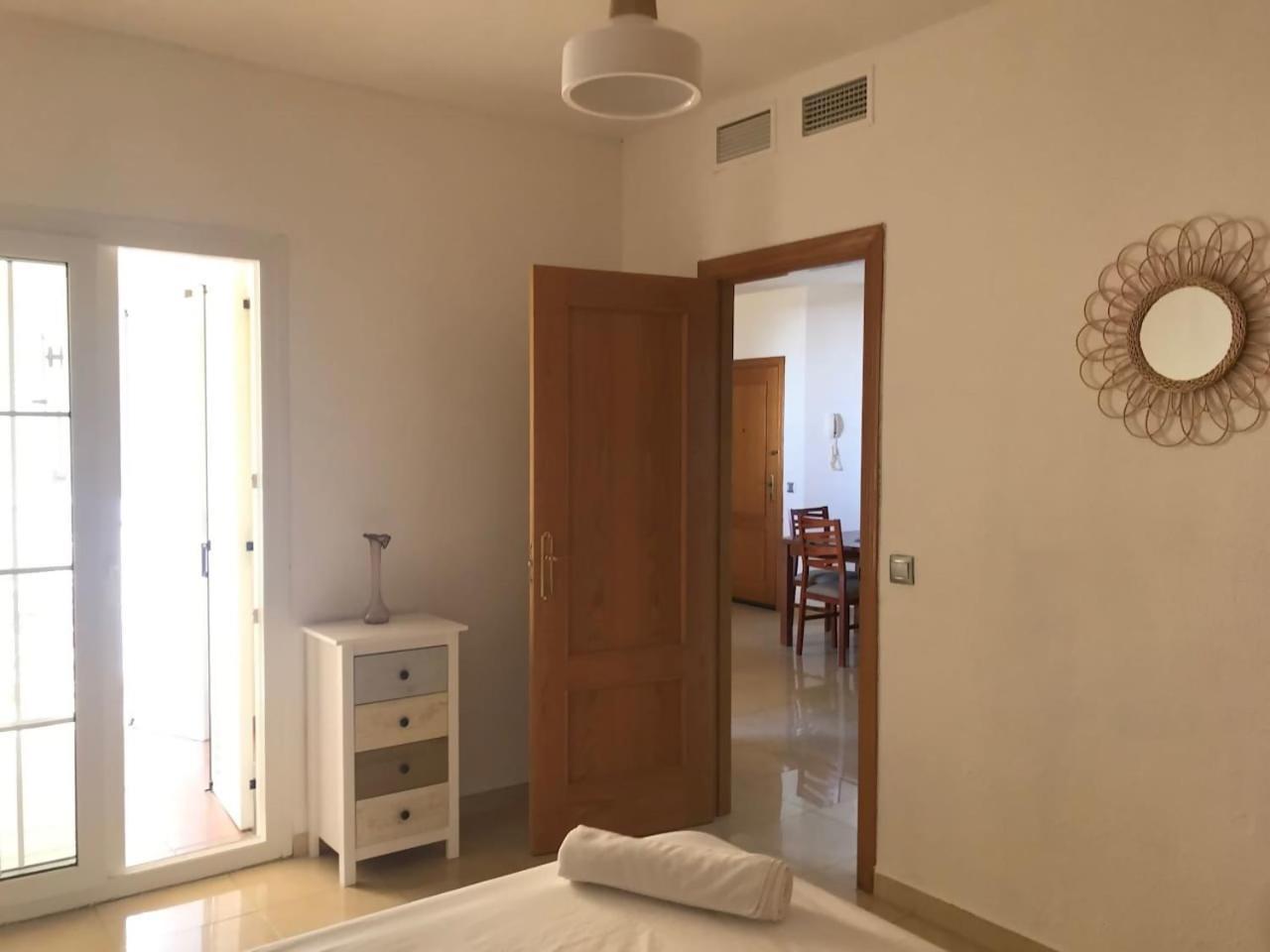 Apartamento Espectacular Residencial En 1a Linea Con Piscina. *