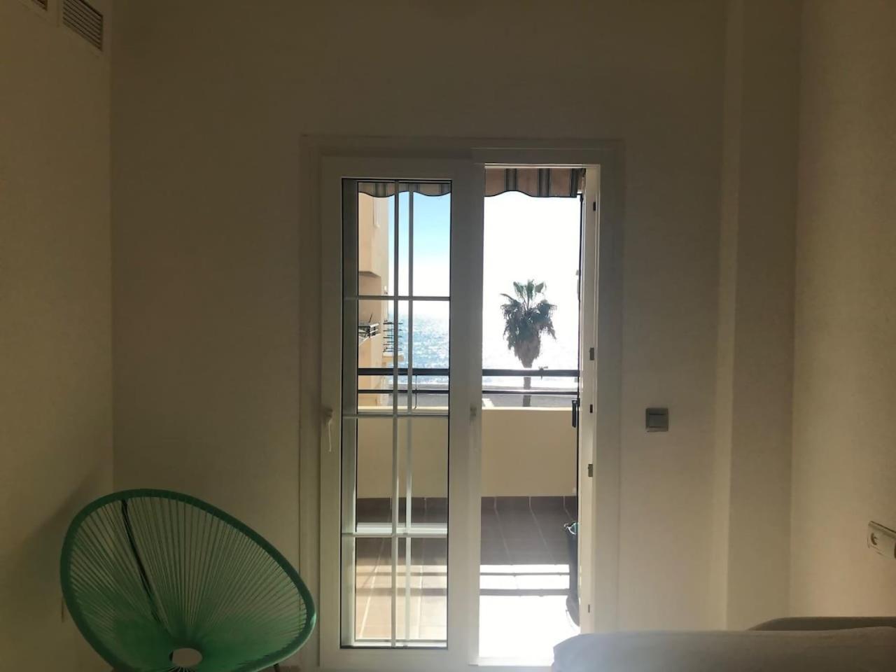Apartamento Espectacular Residencial En 1a Linea Con Piscina. *