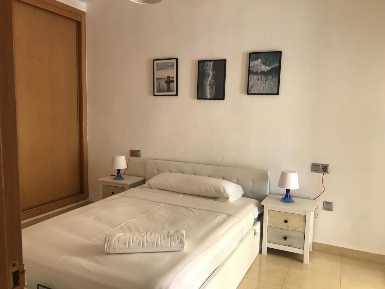 Apartamento Espectacular Residencial En 1a Linea Con Piscina. Benajarafe