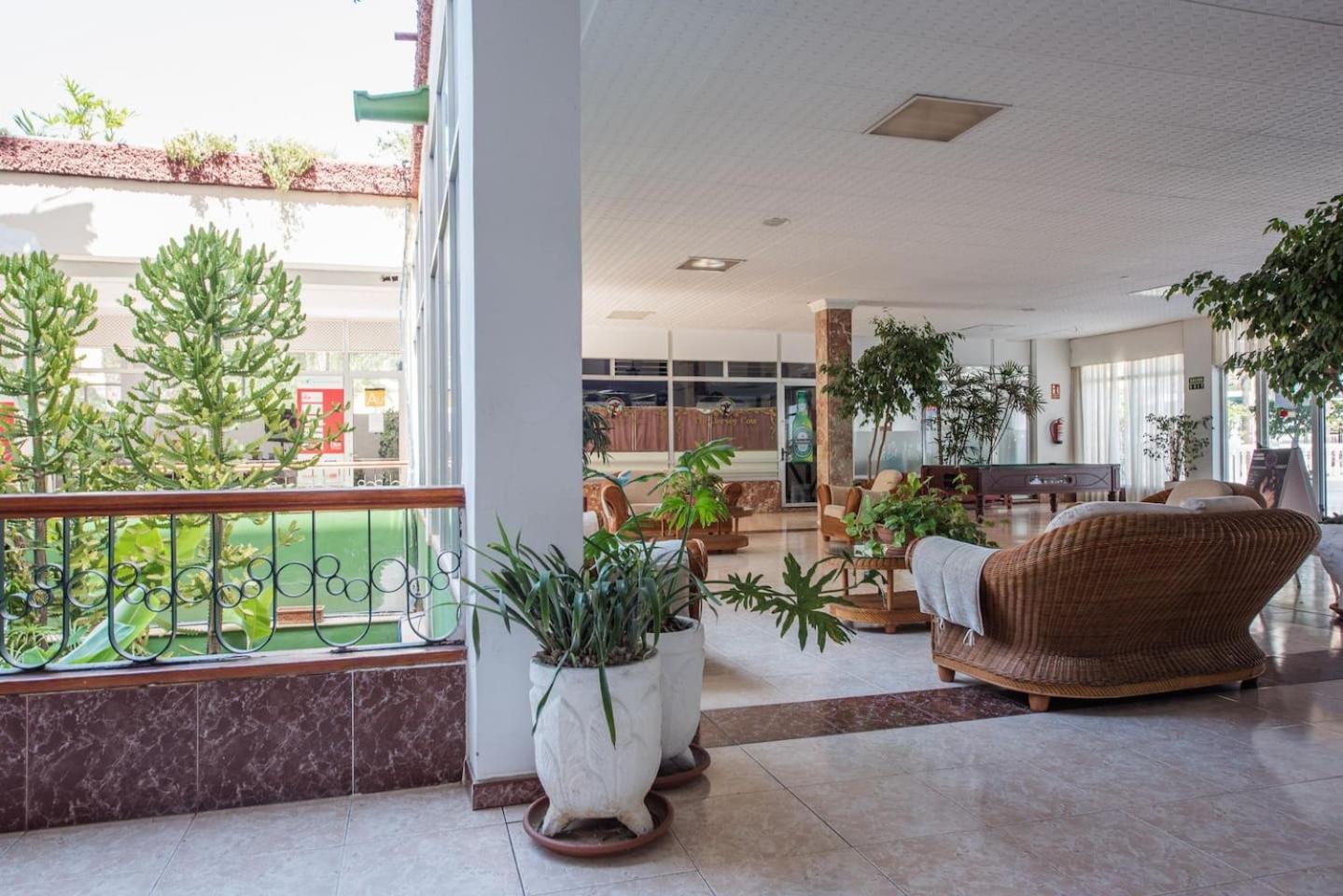 Apartamento 733 Wonderful In Lasamericas! Wi-fi Free! *