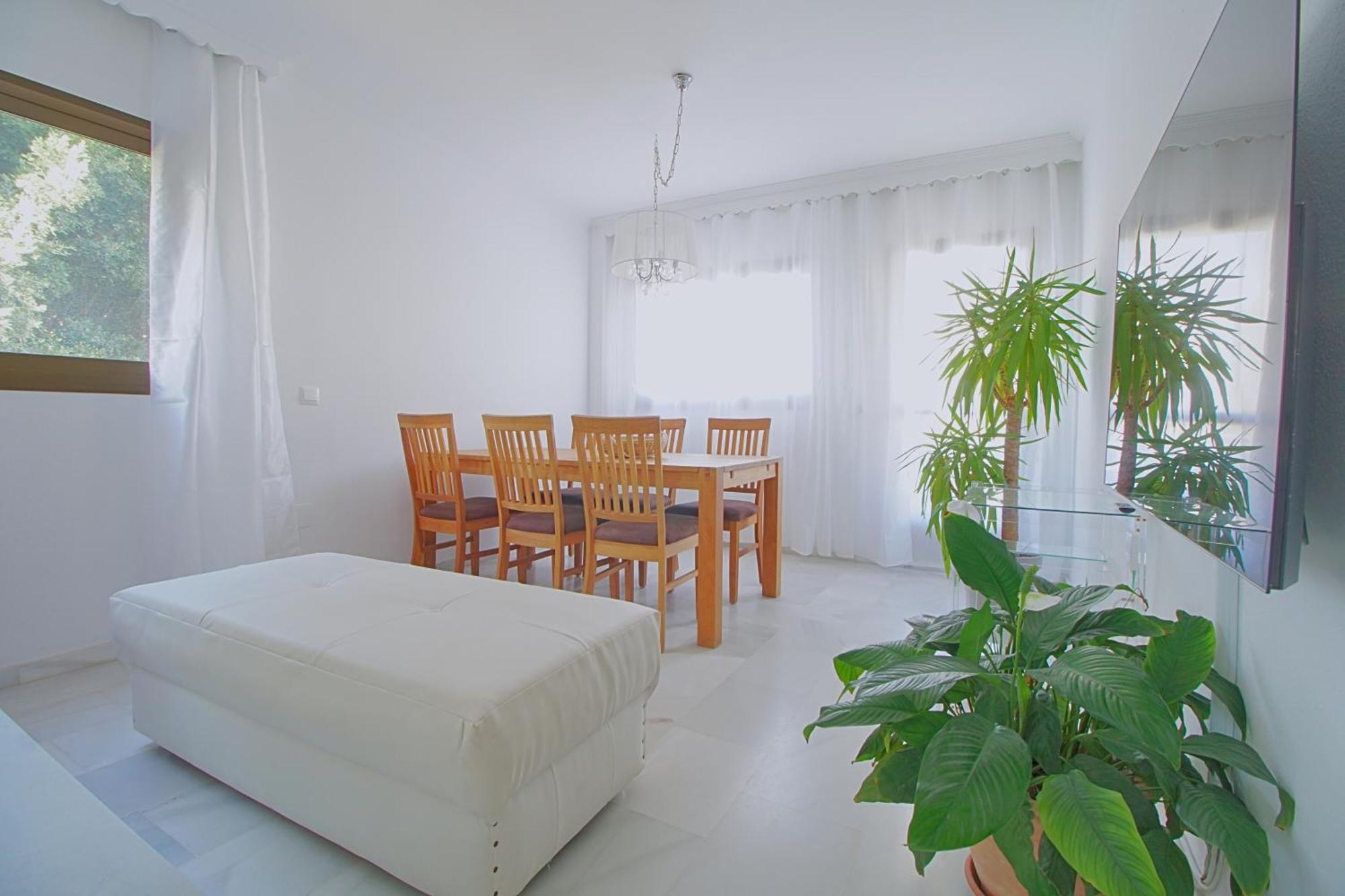 Apartamento Playa Y Centro. De Estilo Con Terraza