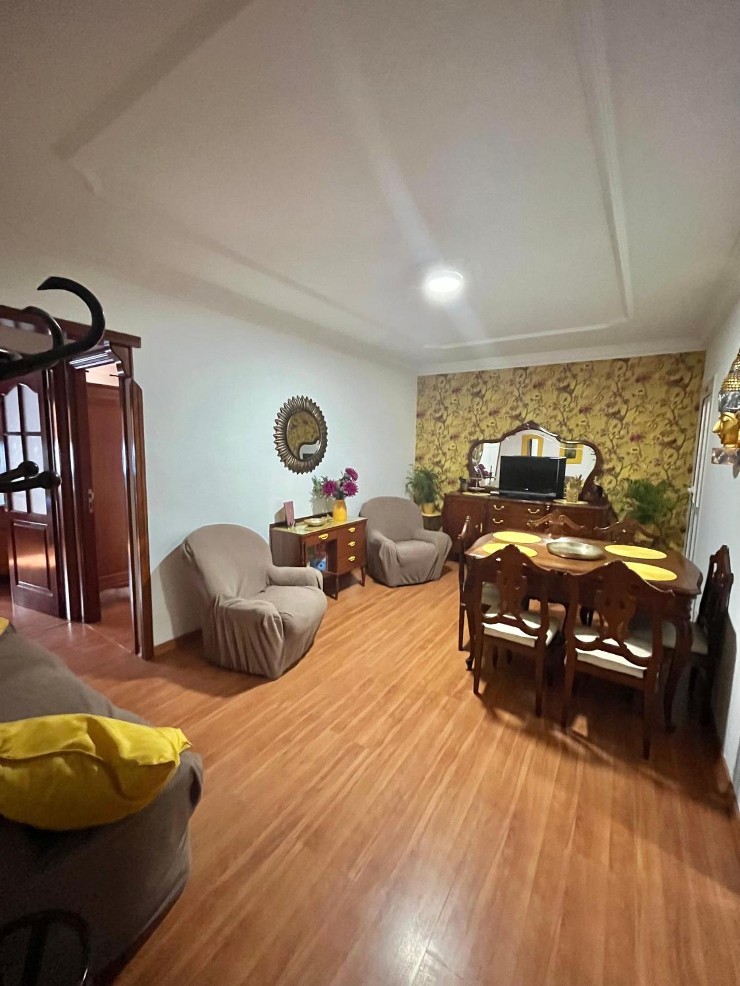 Apartment Centro 2 *