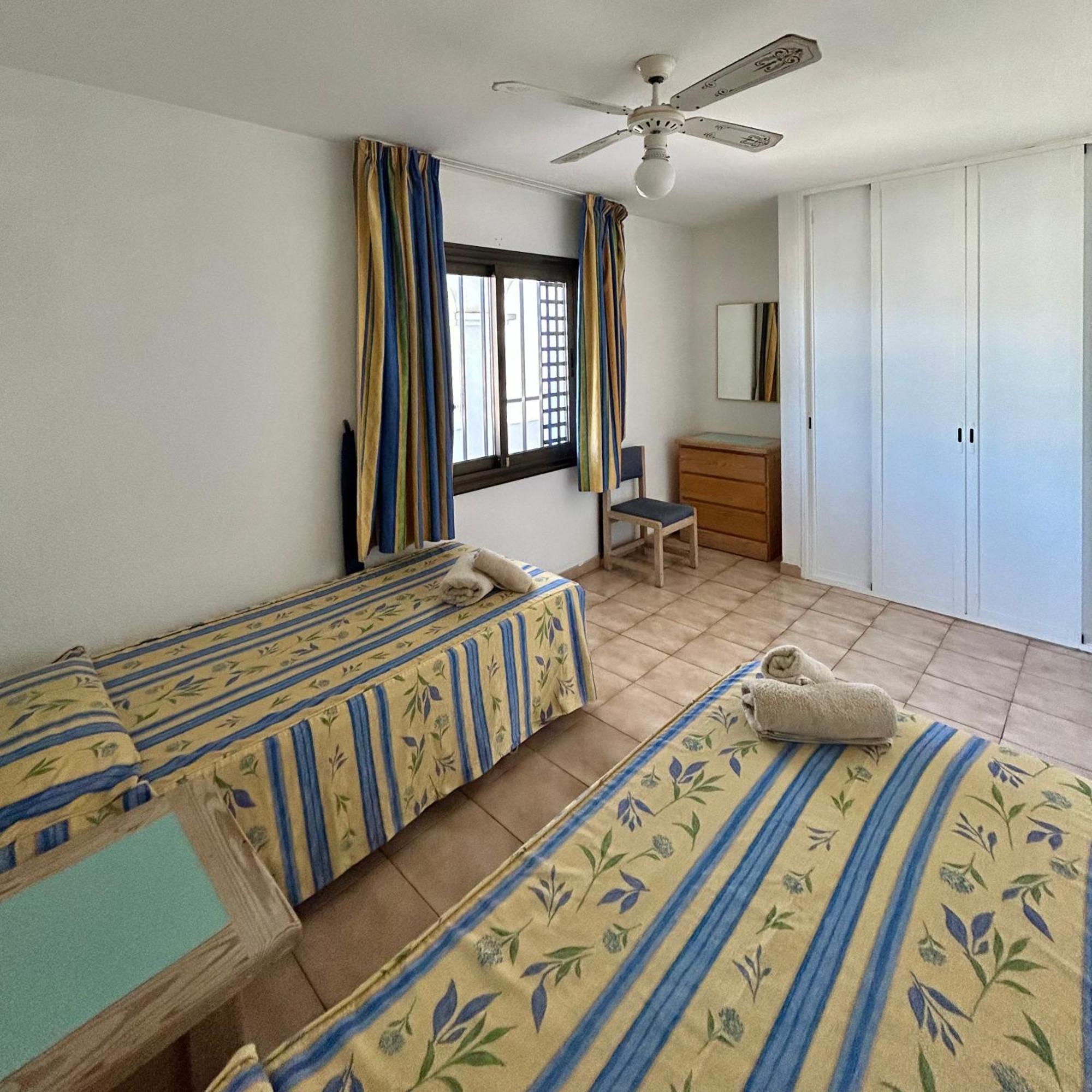 Castle Harbour 1 Bedroom Pool View C105 Los Cristianos (Tenerife)