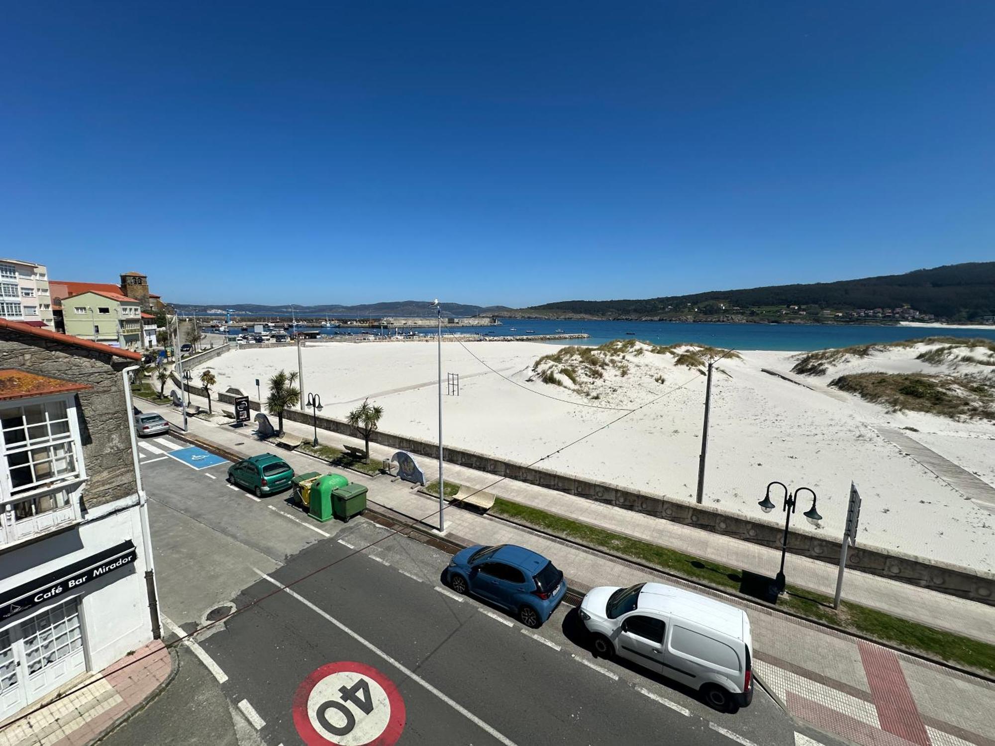 Apartment A Terraza Pequena By Oktheway