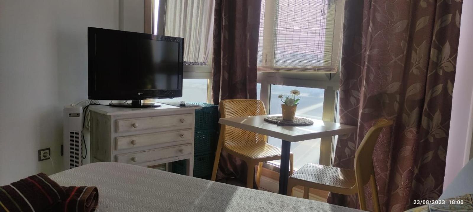 Homestay Roomholiday J&a Corralejo