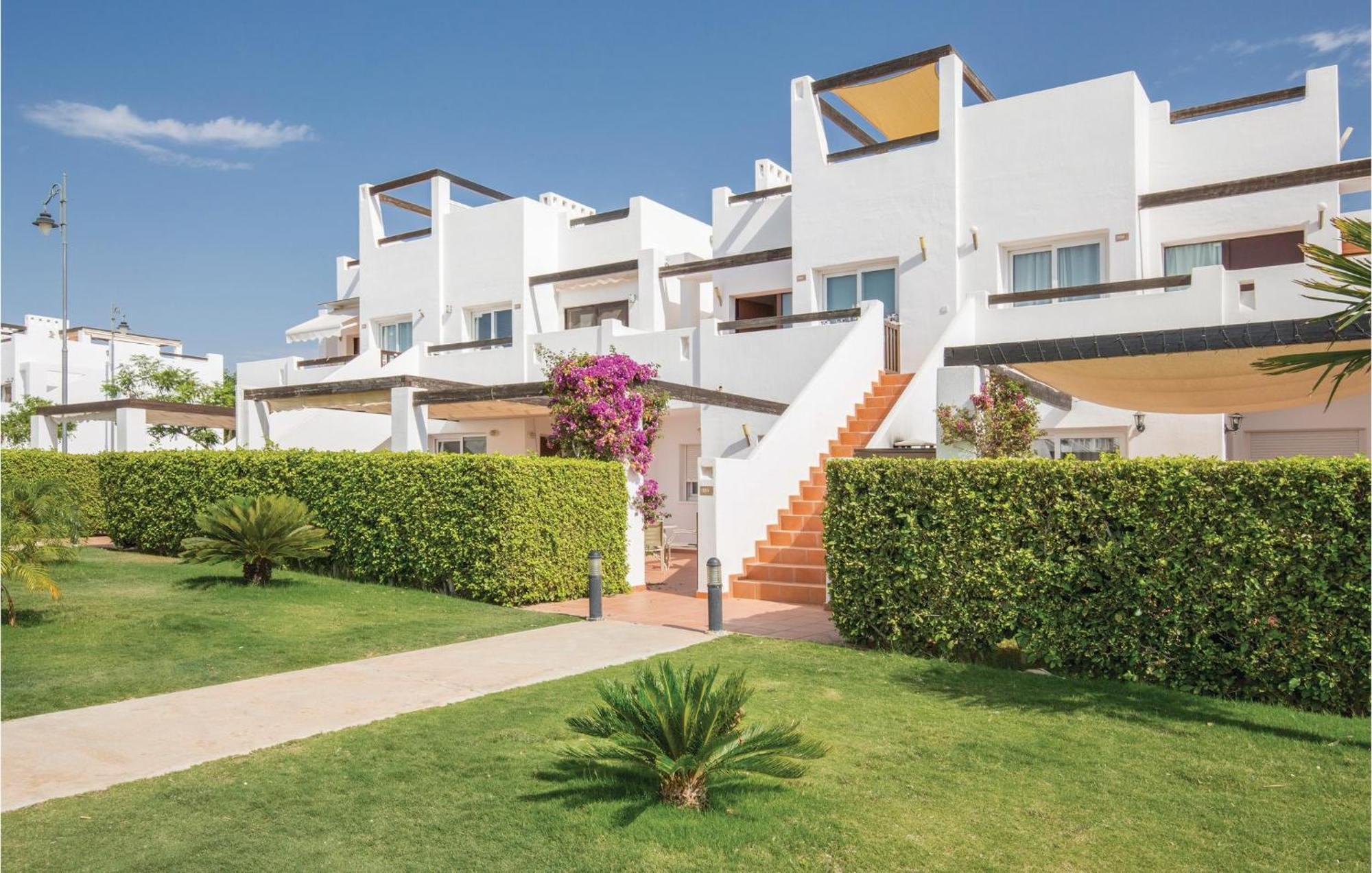3 Bedroom Amazing In Alhama De Murcia Apartment