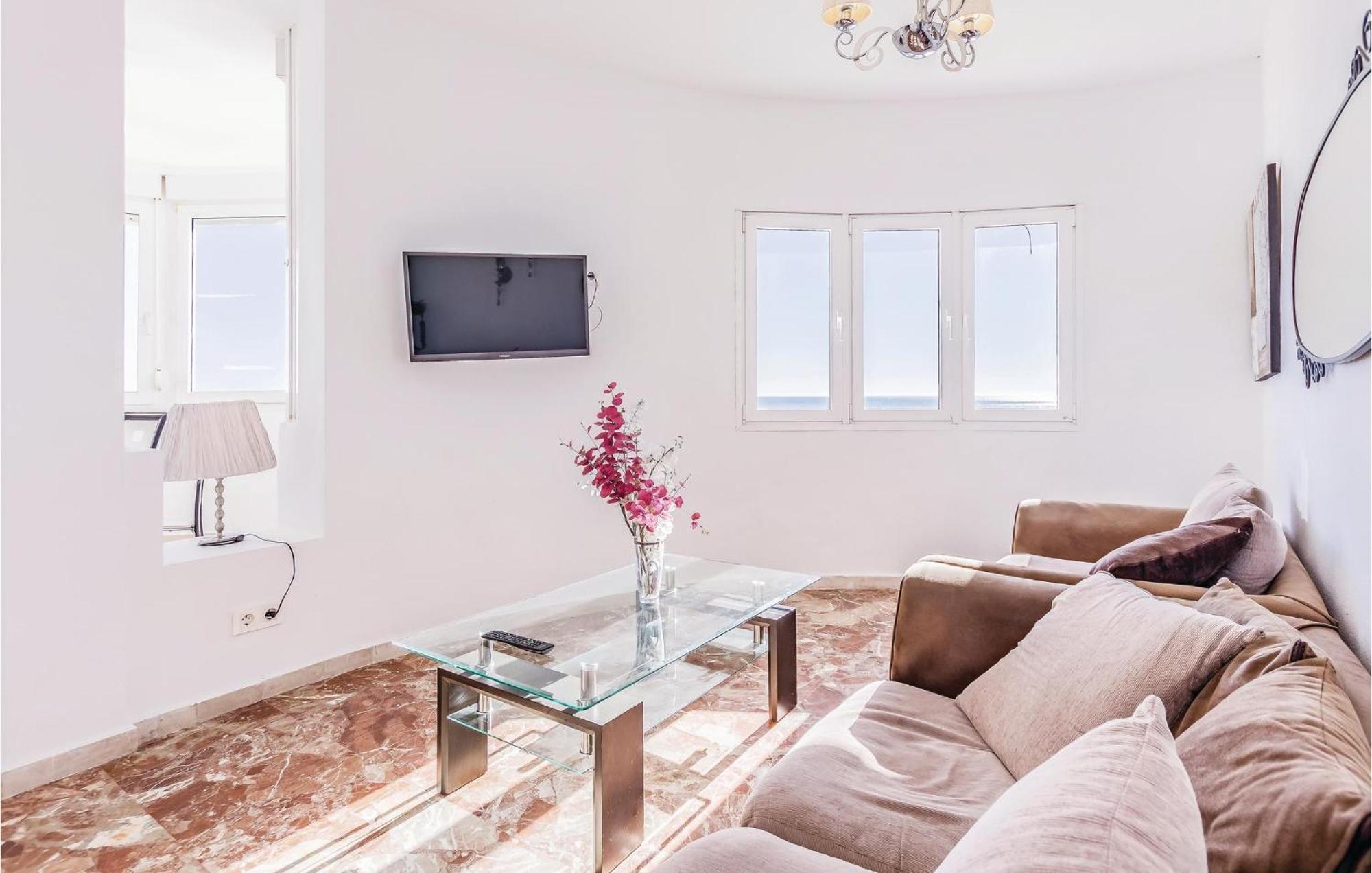 Cozy In Calahonda With Swimming Pool Sitio de Calahonda