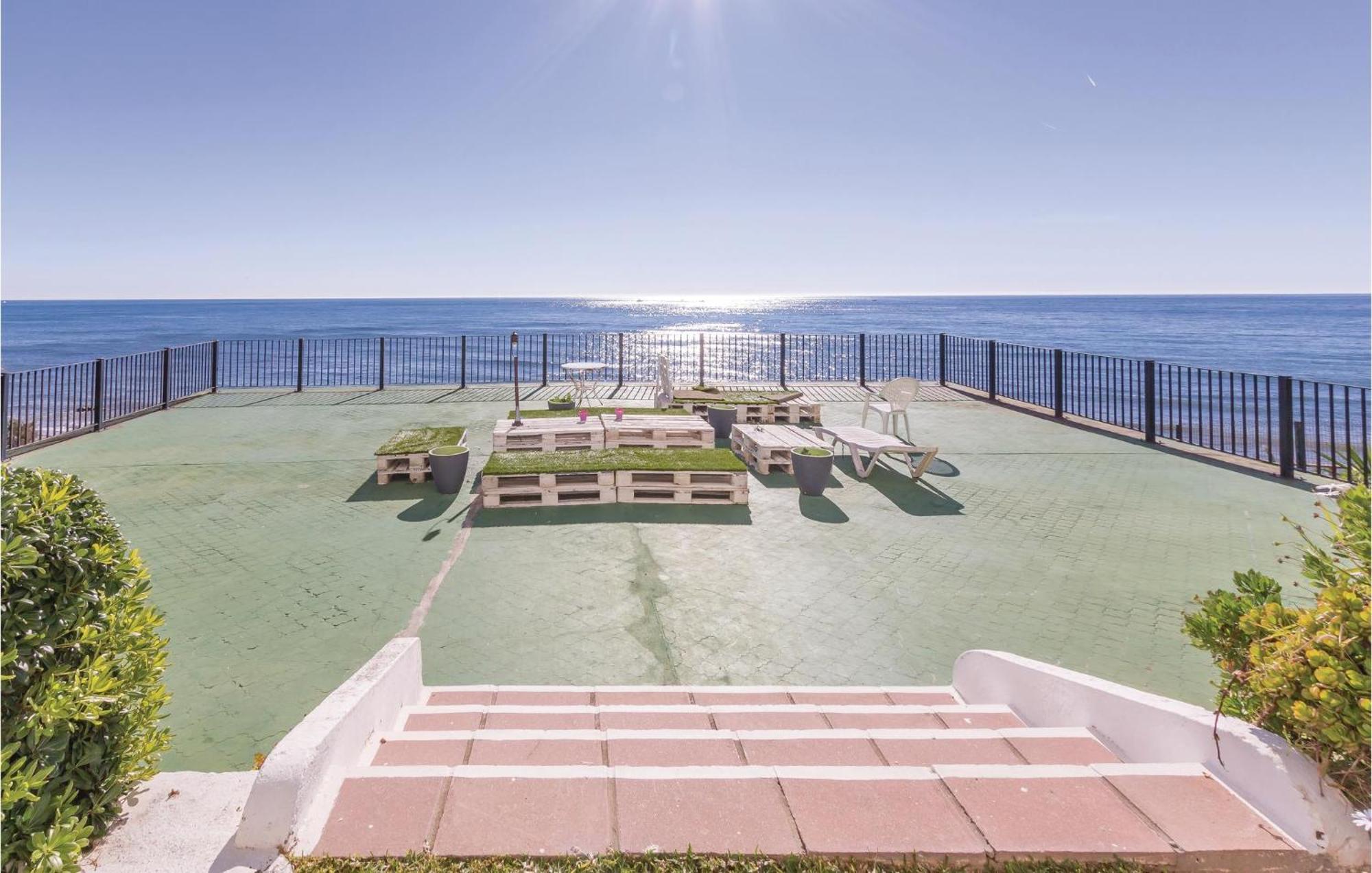 Cozy In Calahonda With Swimming Pool