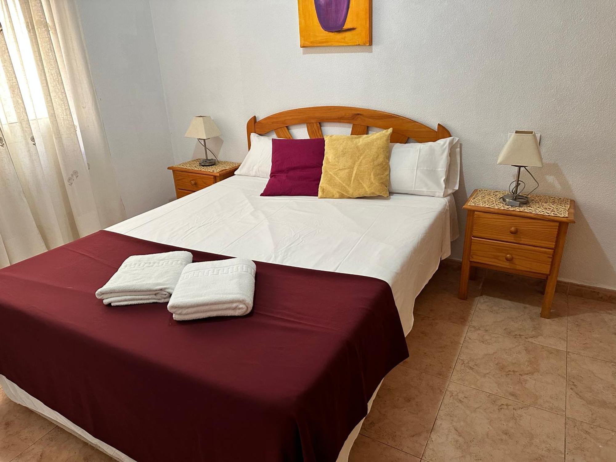 Homely Alcatri Apartment *