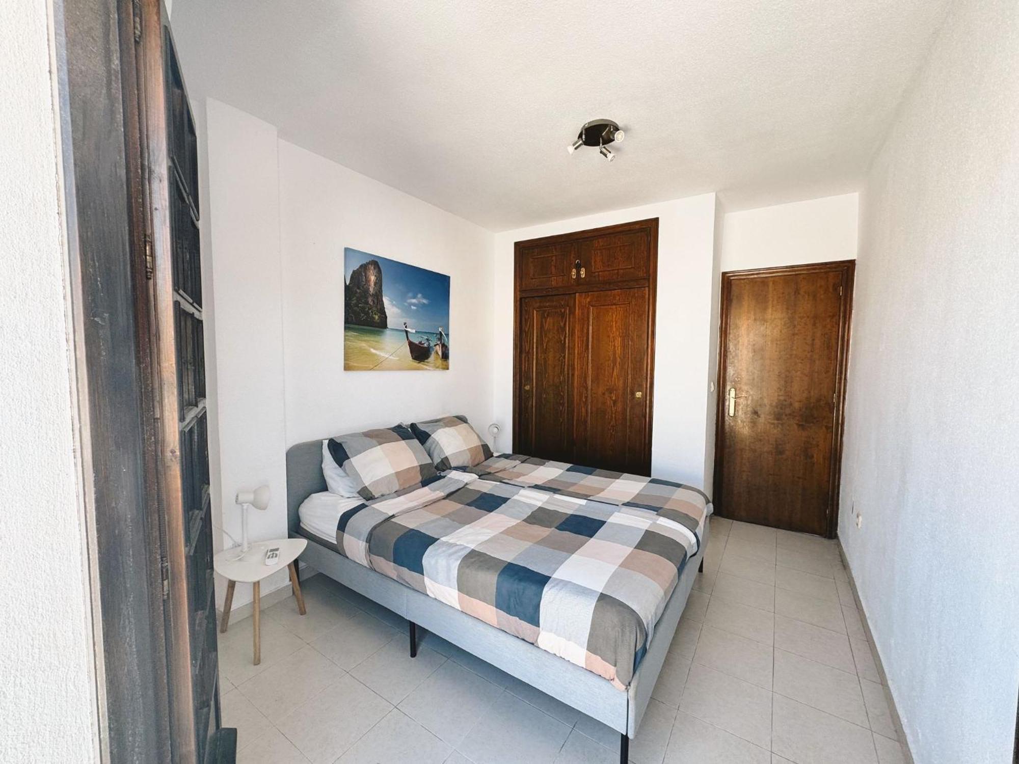 El Paraiso, 1 Bedroom 300m From The Sea * Torrevieja