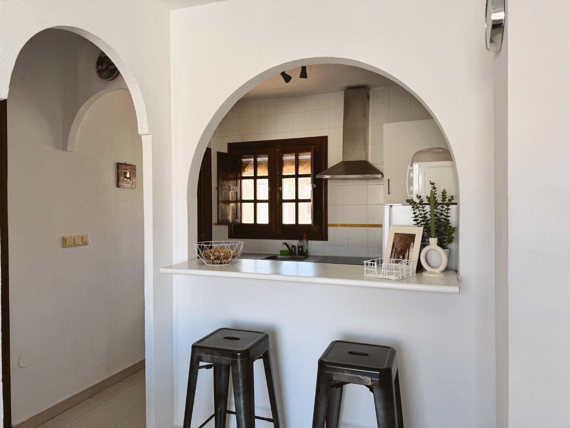 El Paraiso, 1 Bedroom 300m From The Sea