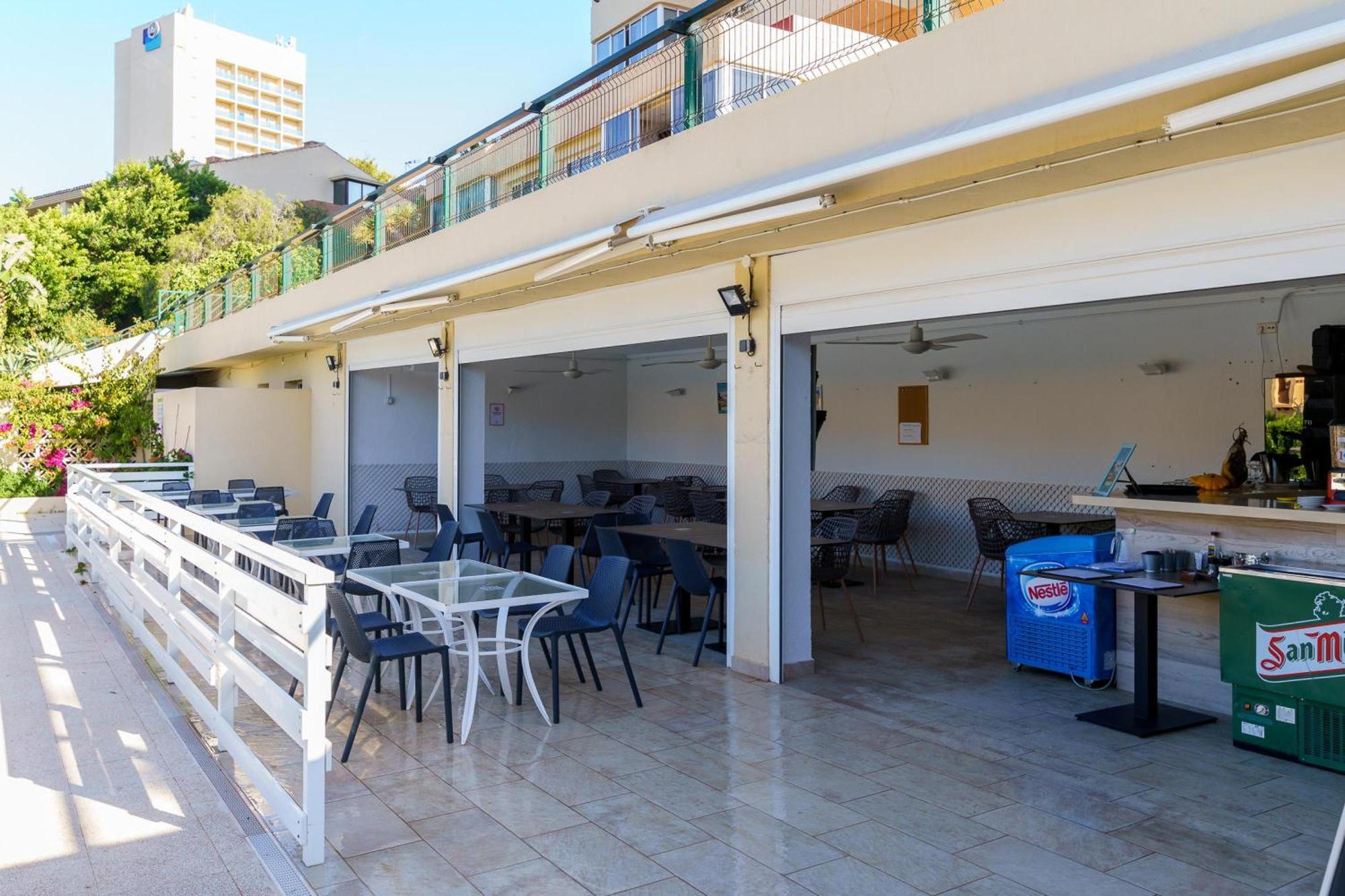 Next Don Carlos And Nikki B - Happy Apartamento *