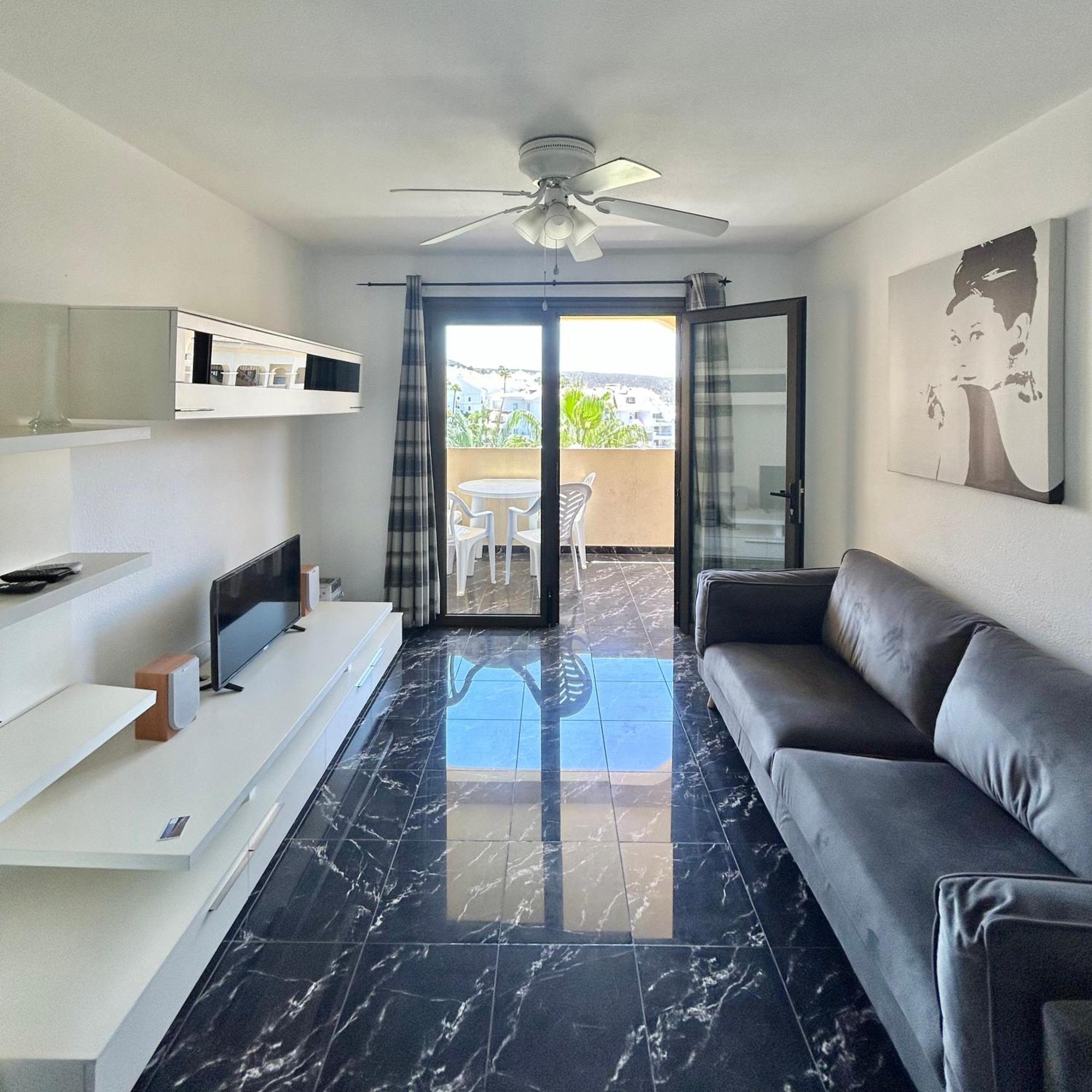 Apartamento 2 Bedroom In Castle Harbour C205 *