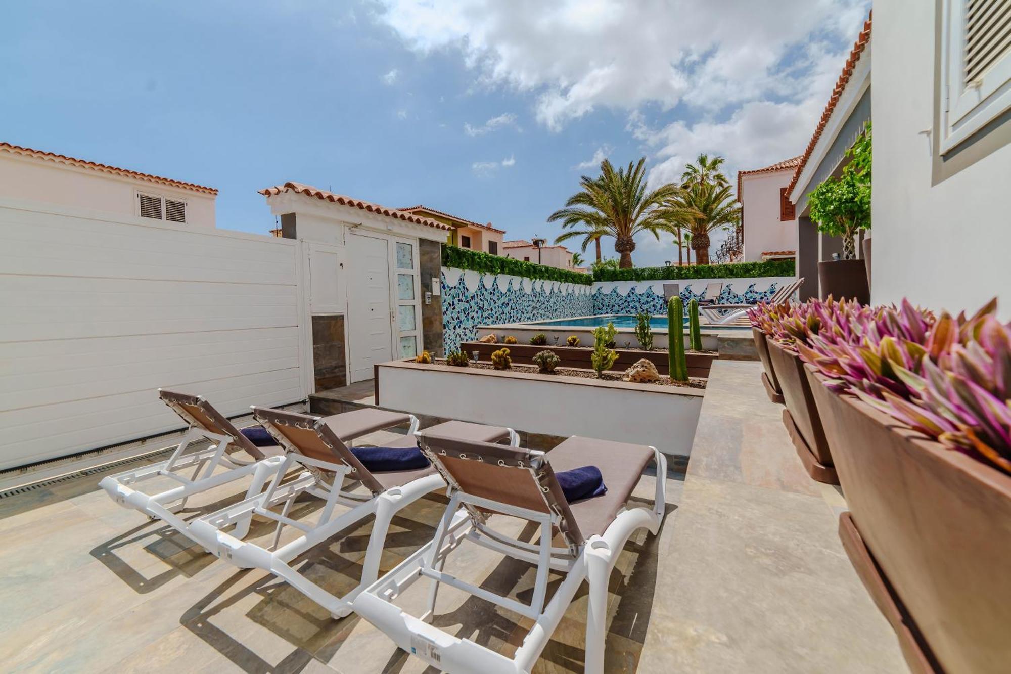 Villa De Marcos De Lujo Con Piscina Privada