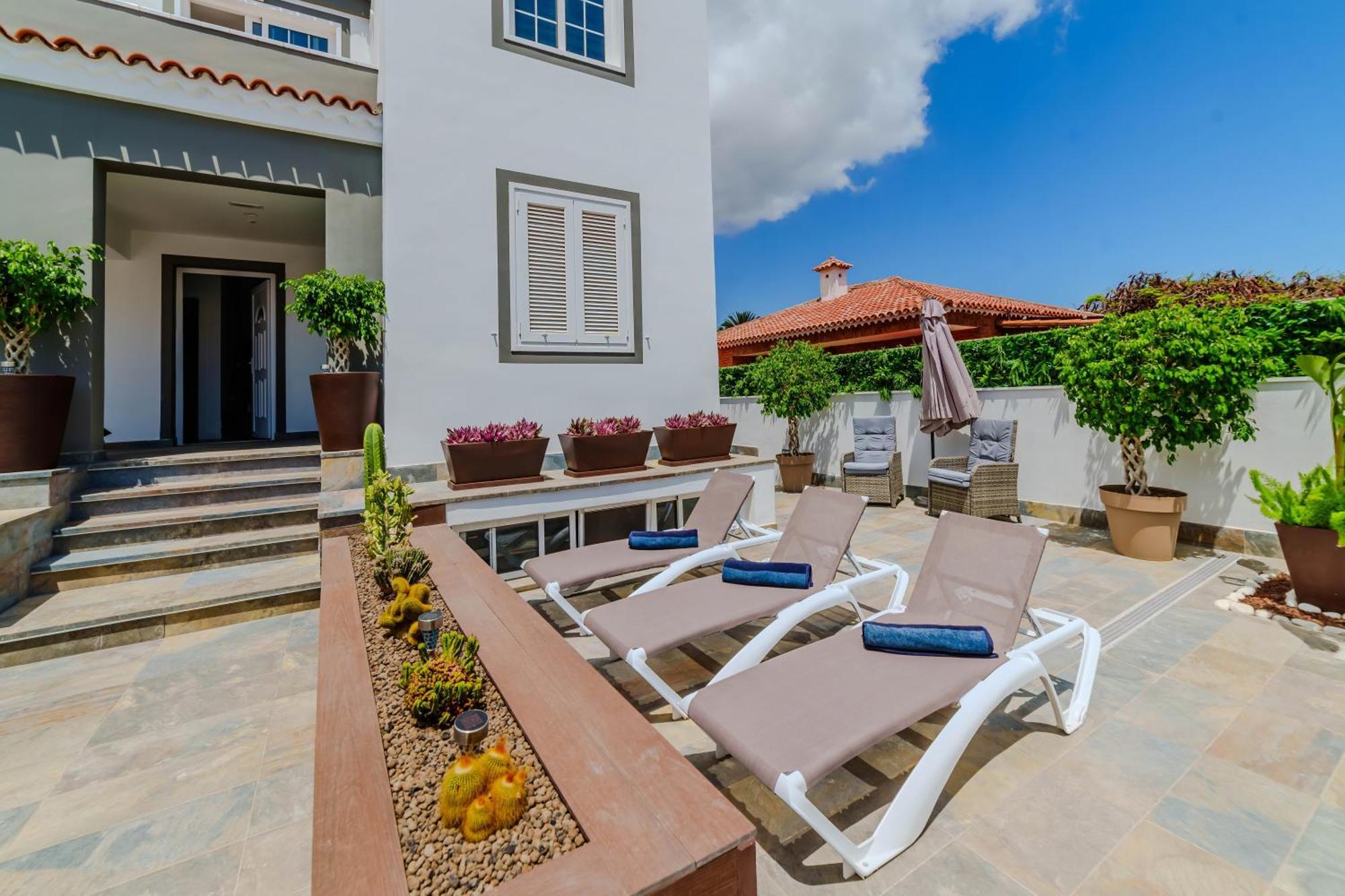 Villa De Marcos De Lujo Con Piscina Privada