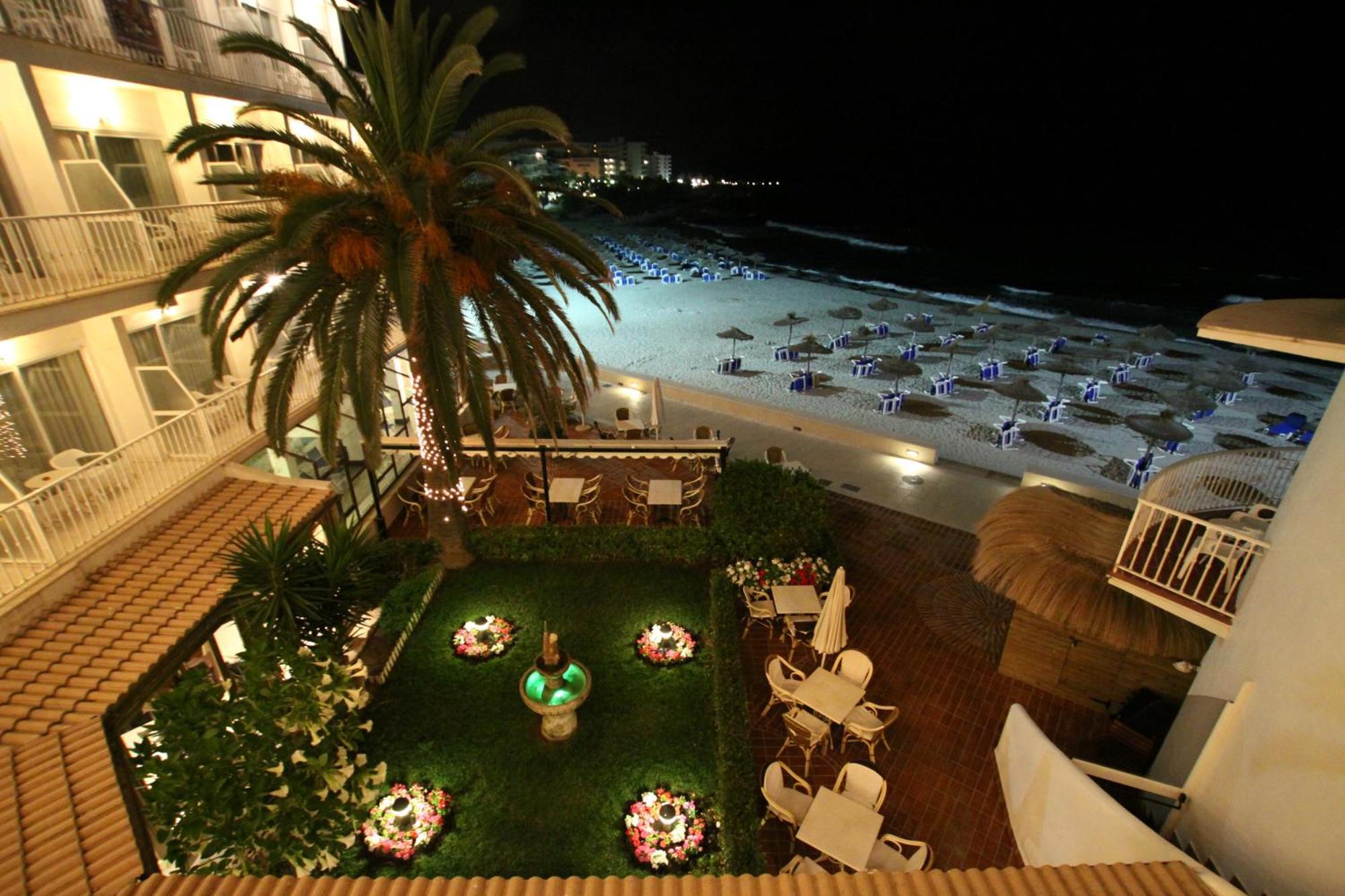 Club Hotel 3*