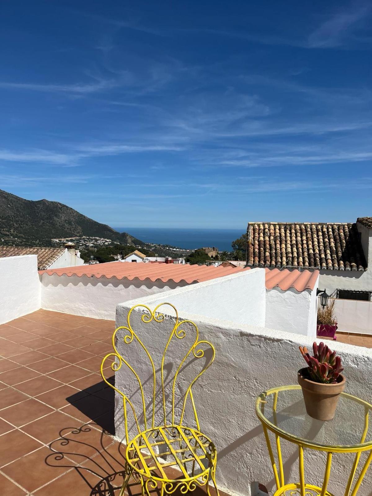 Apartment Charcones