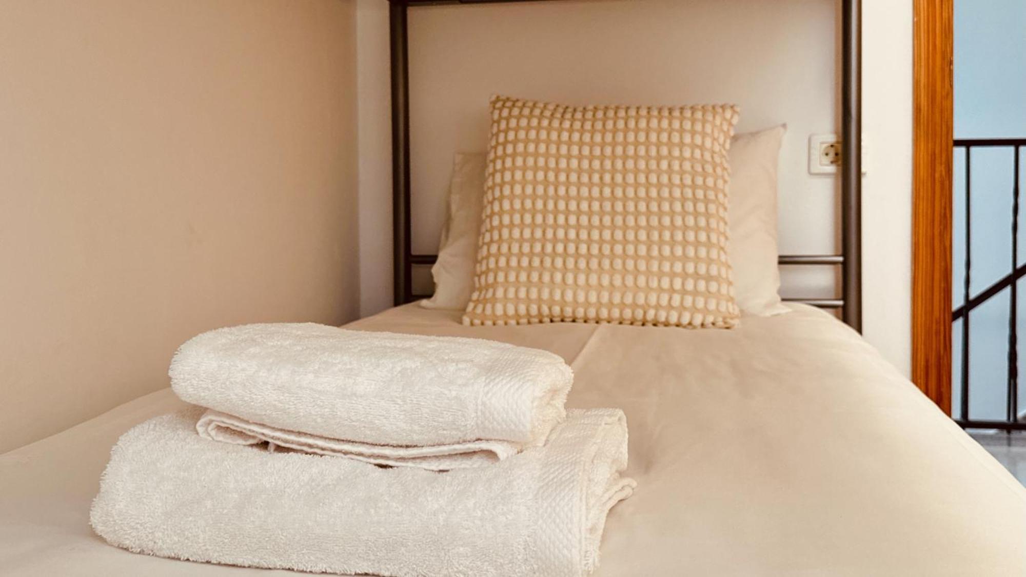 Click & Guest -terrace With Sea And Mountain Views *