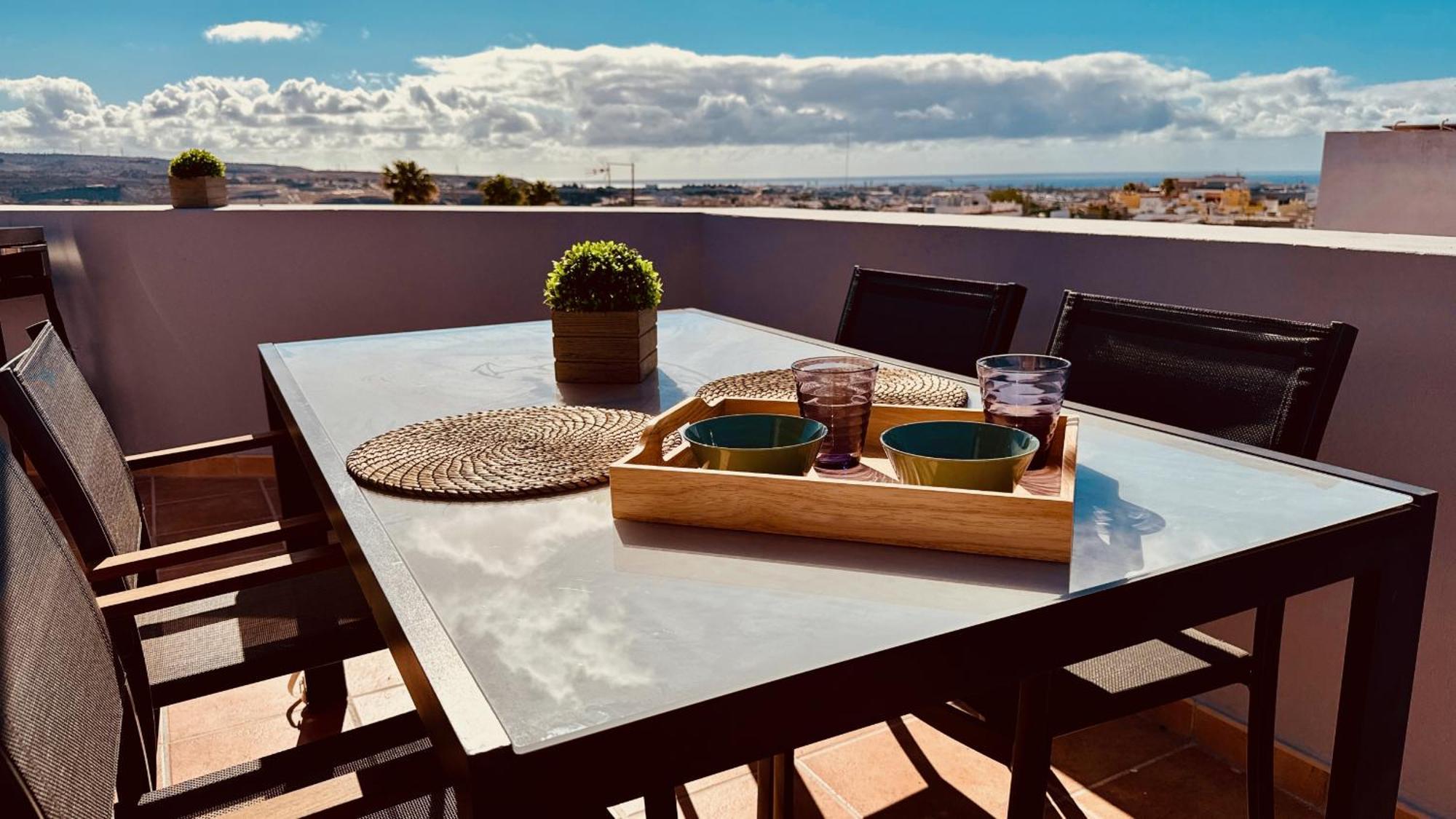 Сasa de vacaciones Click & Guest -terrace With Sea And Mountain Views *