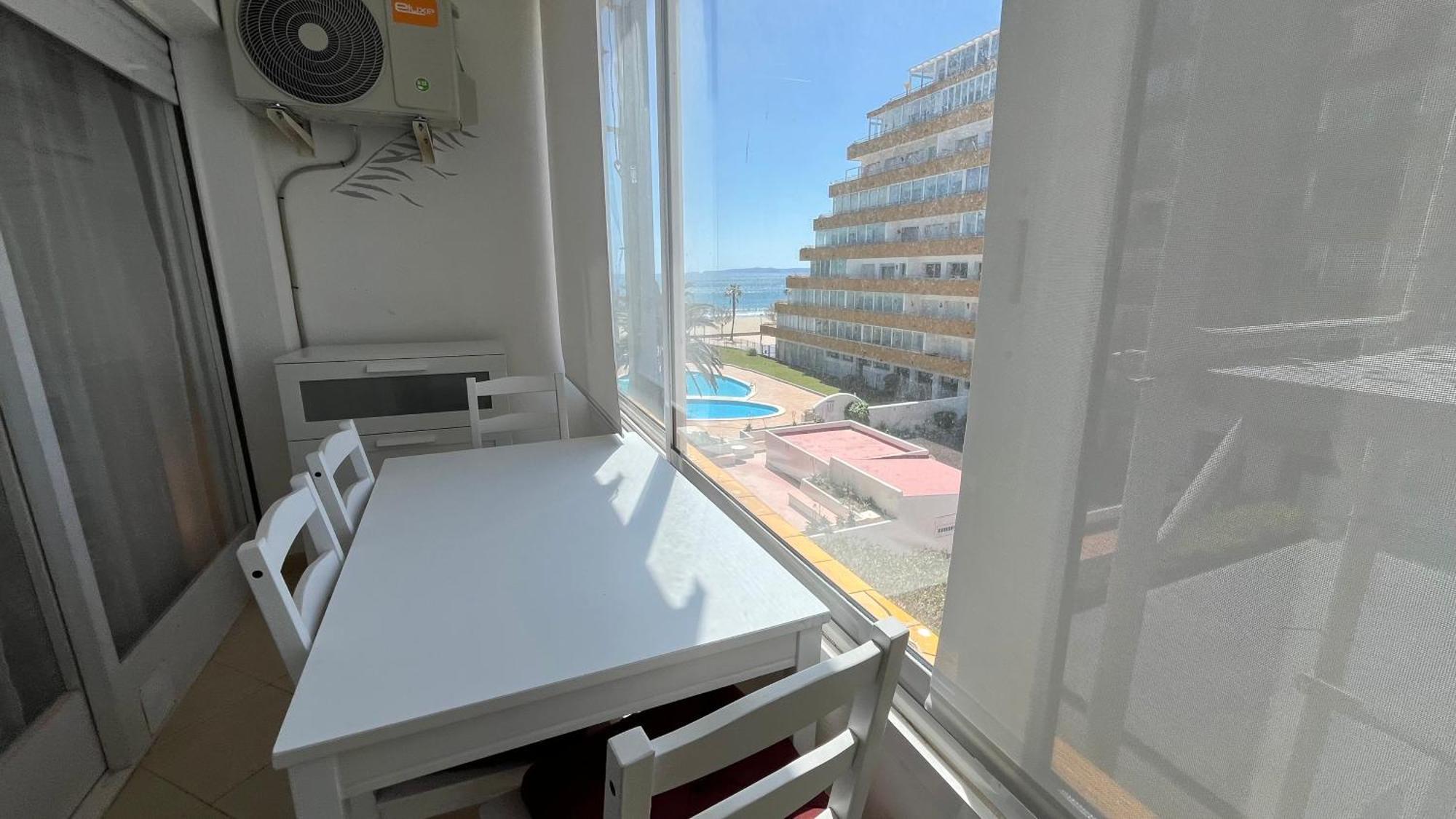 Apartamiento Vista Al Mar - Holiday Center En * Rosas